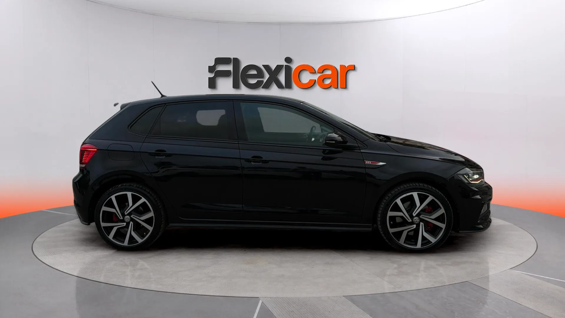 Volkswagen Polo GTI 2.0 TSI DSG - foto 8