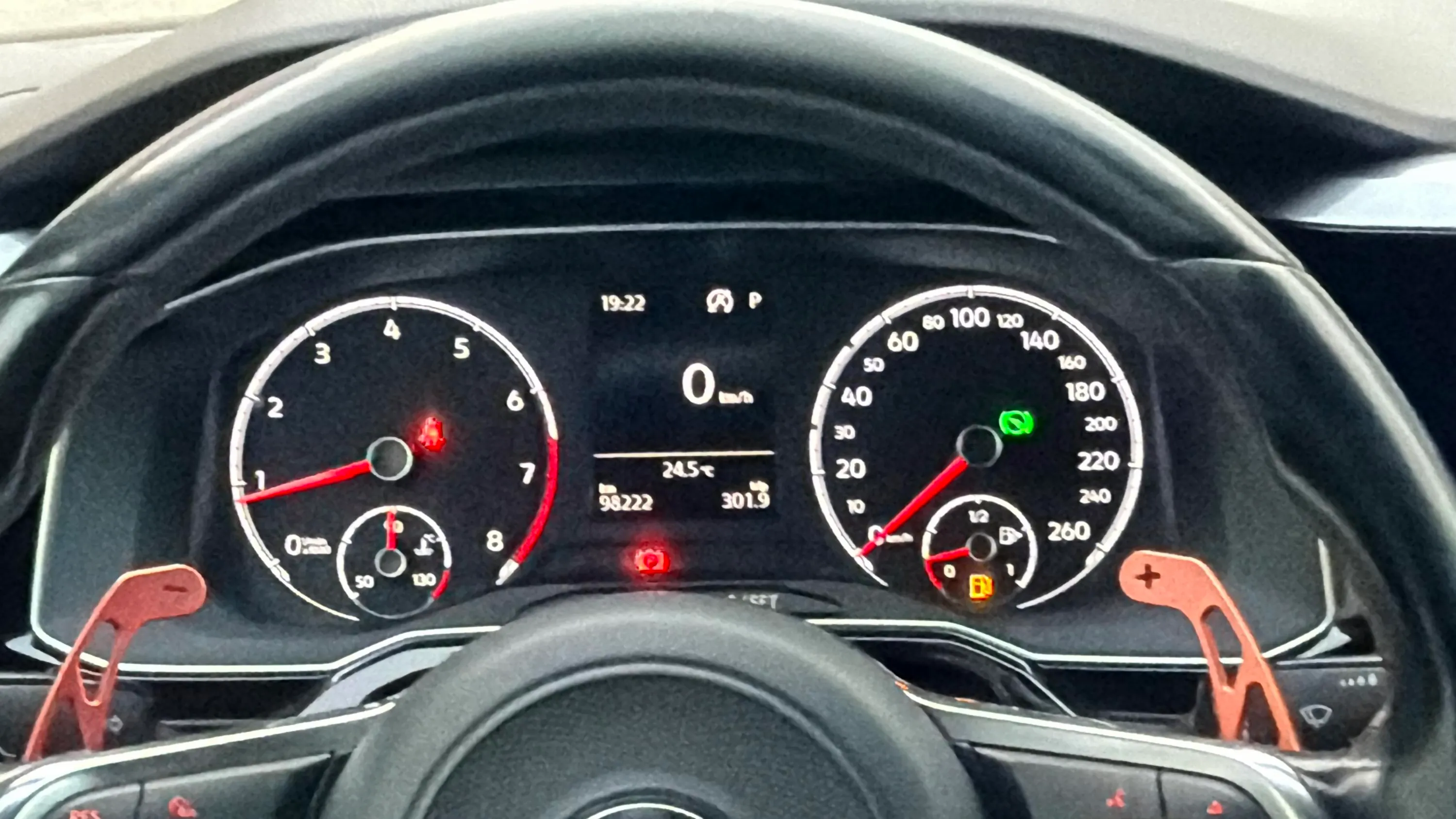 Volkswagen Polo GTI 2.0 TSI DSG - foto 12