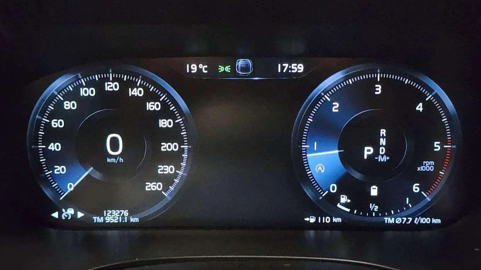 Volvo XC60 2.0 B5 D AWD Inscription - foto 12