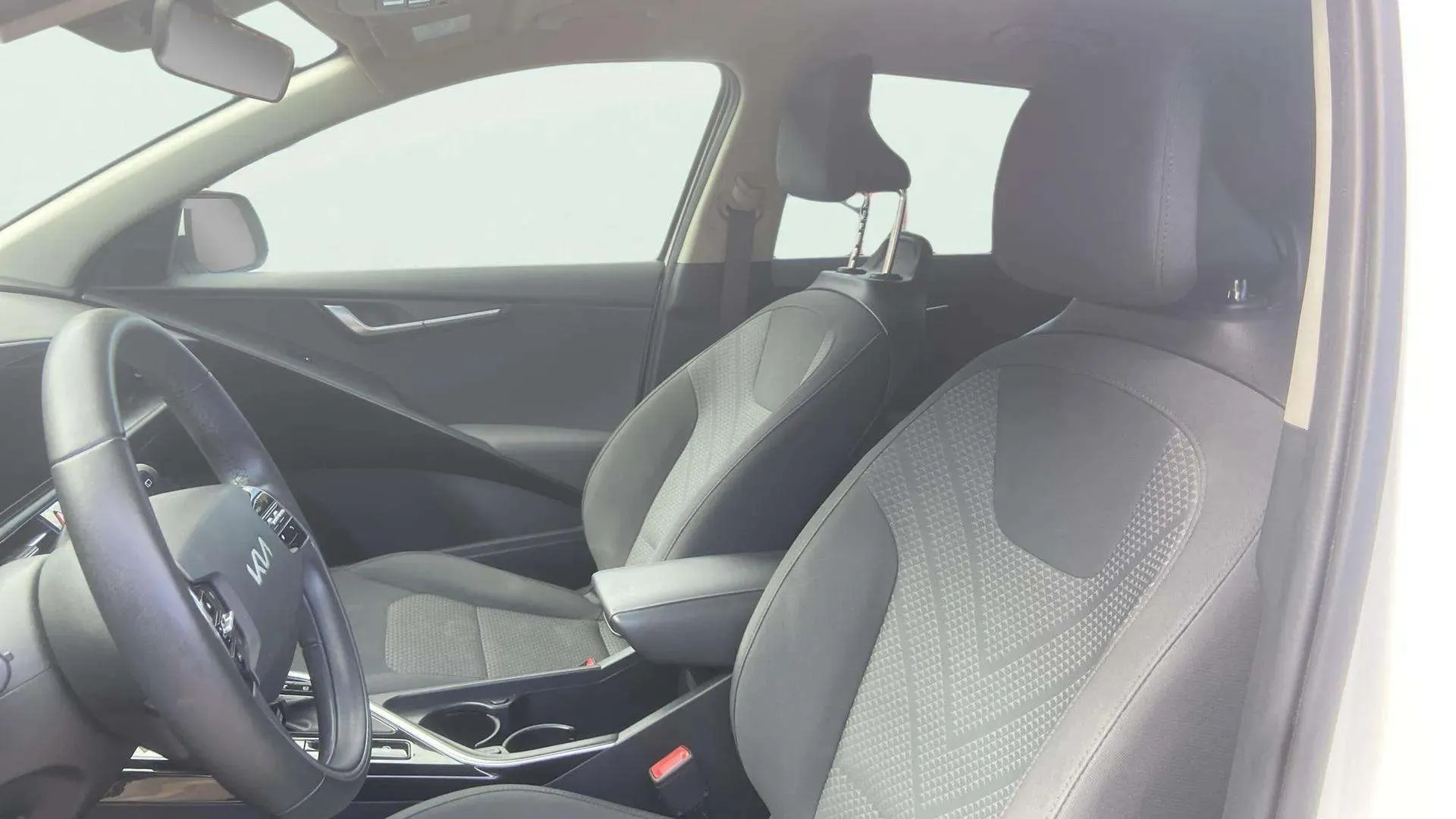 Kia Niro 1.6 GDi HEV Concept - foto 23