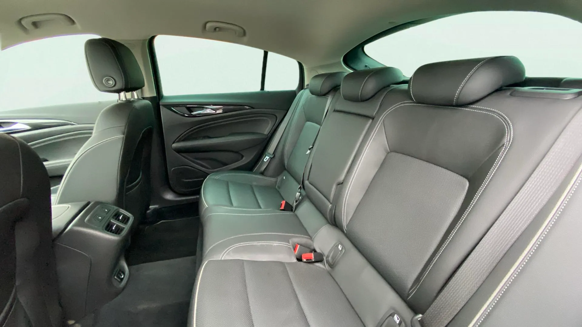 Opel Insignia GS 1.5 Turbo XFT T Excellence - foto 12