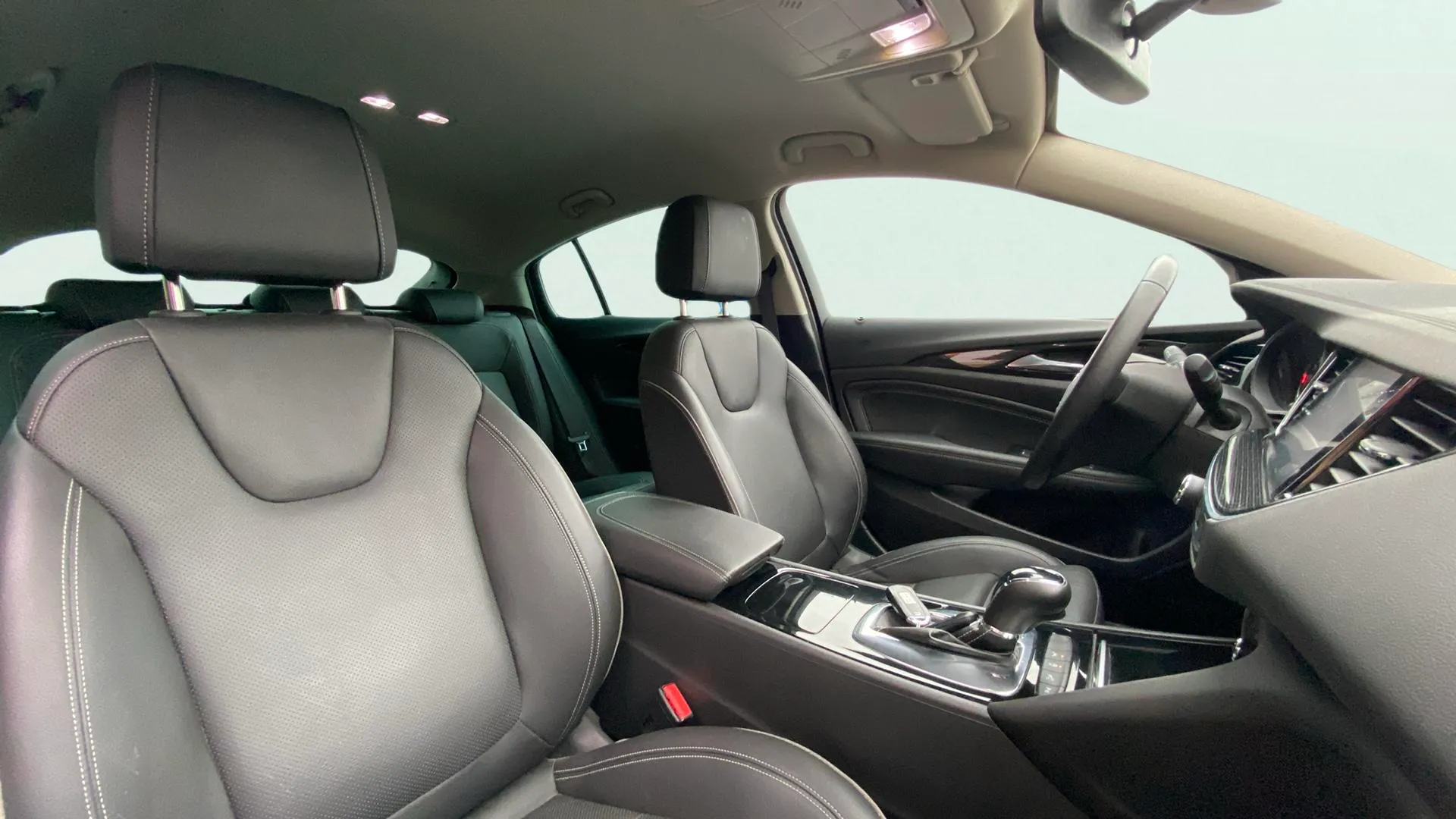 Opel Insignia GS 1.5 Turbo XFT T Excellence - foto 11