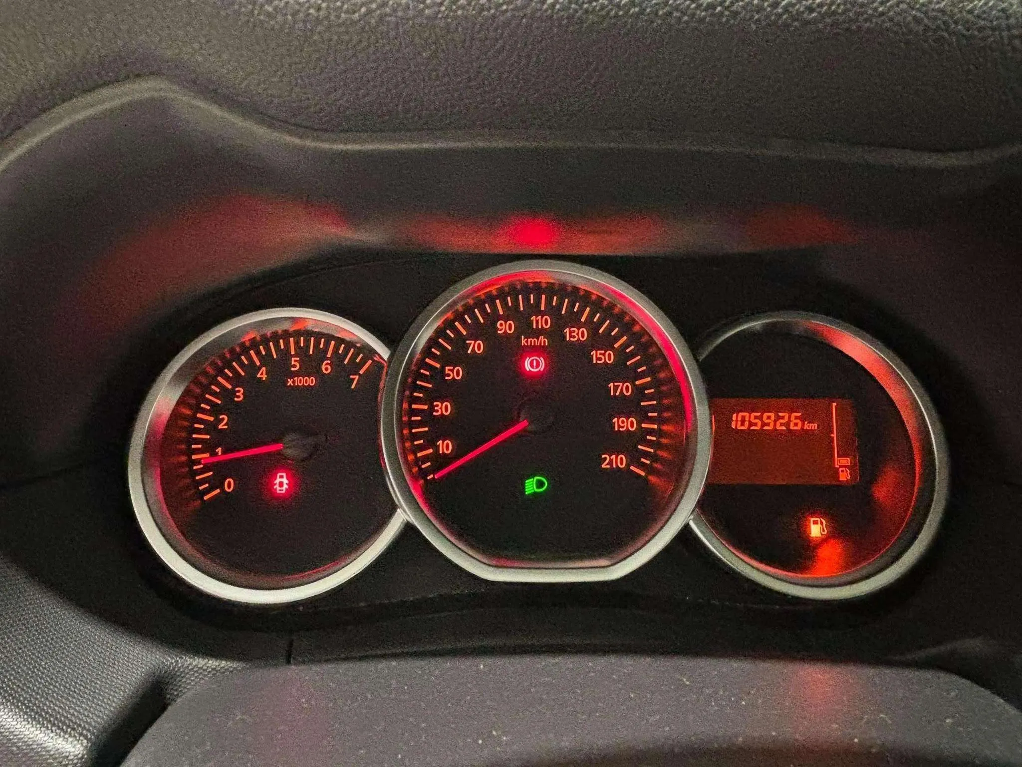 Dacia Duster Comfort 1.6 4x2 18 - foto 16