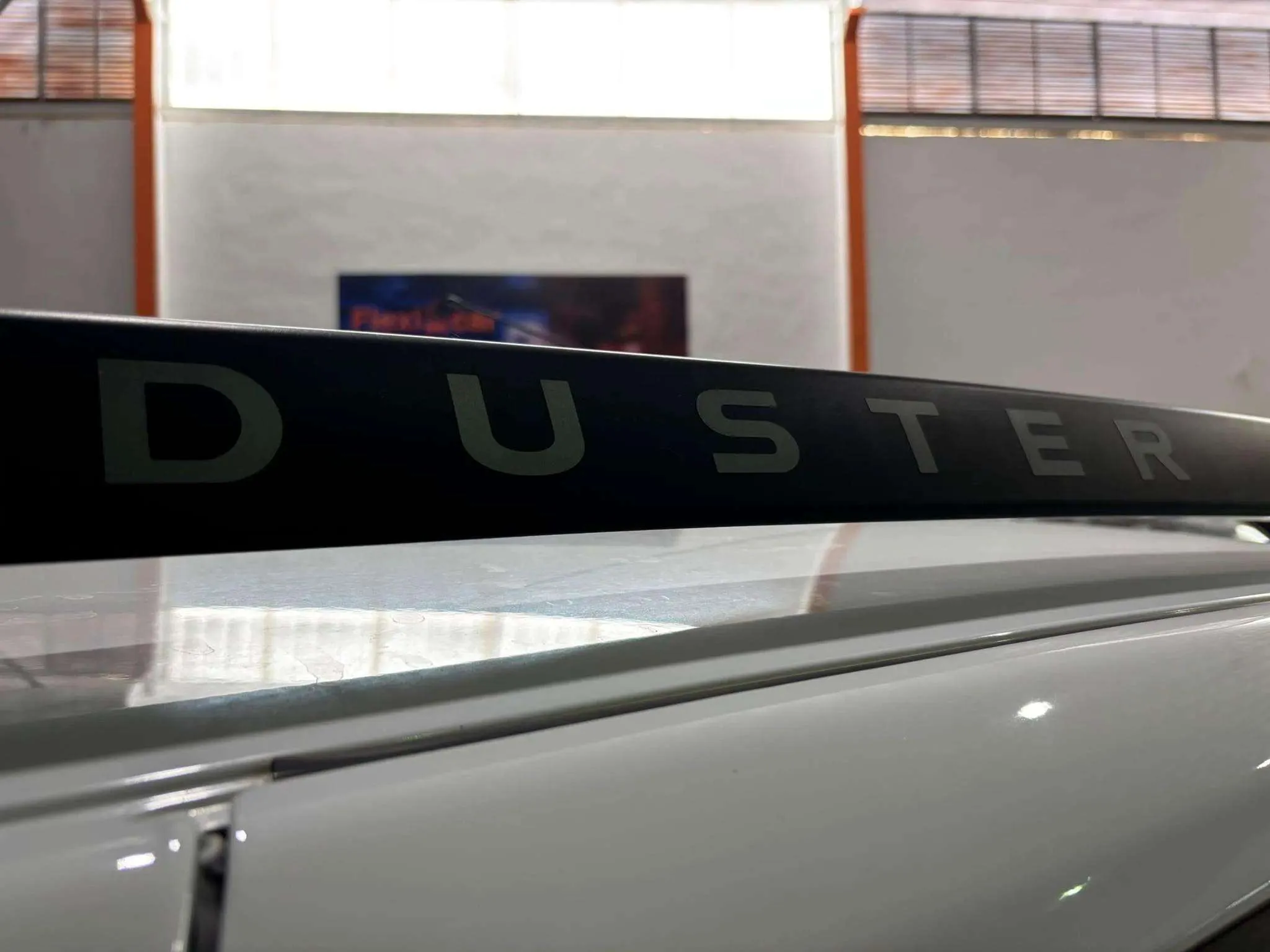 Dacia Duster Comfort 1.6 4x2 18 - foto 15