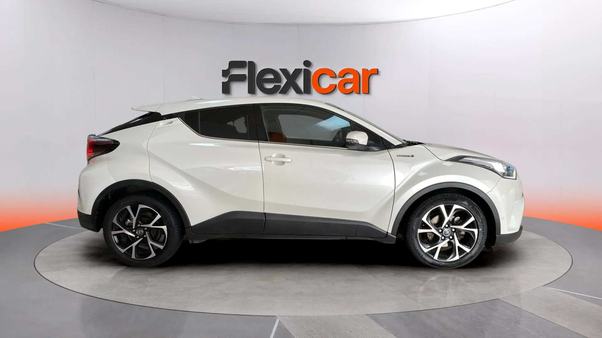 Toyota C-HR 1.8 125H Active - foto 3