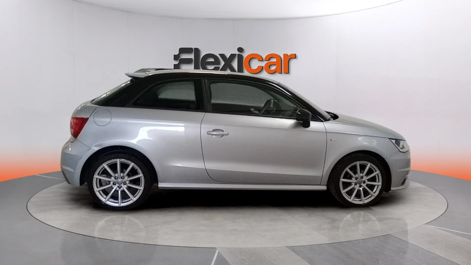 Audi A1 Active Kit 1.0 TFSI - foto 8