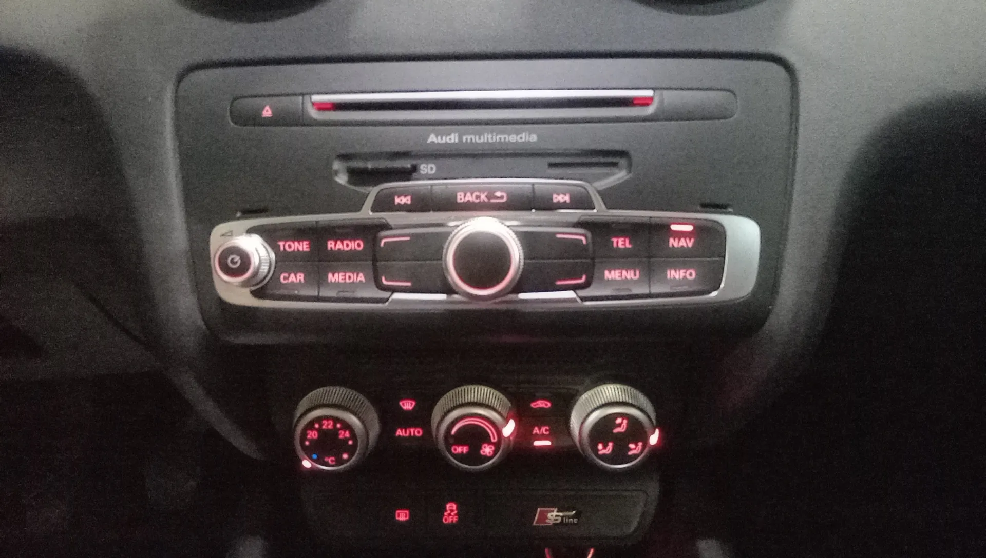 Audi A1 Active Kit 1.0 TFSI - foto 17