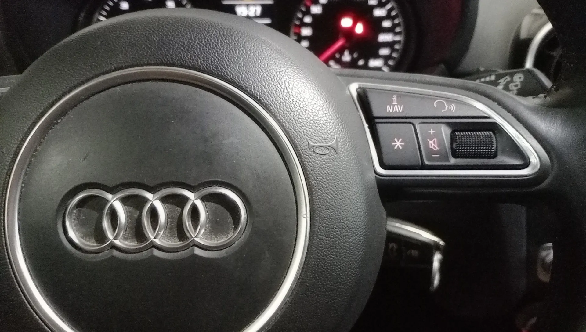 Audi A1 Active Kit 1.0 TFSI - foto 13