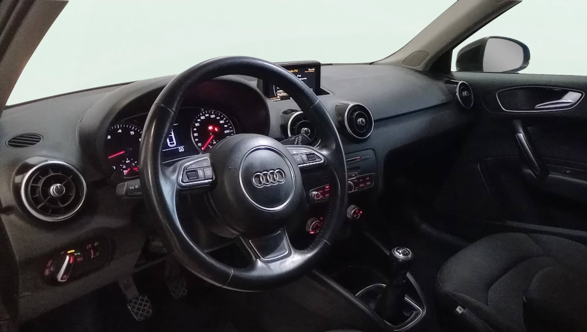 Audi A1 Active Kit 1.0 TFSI - foto 15
