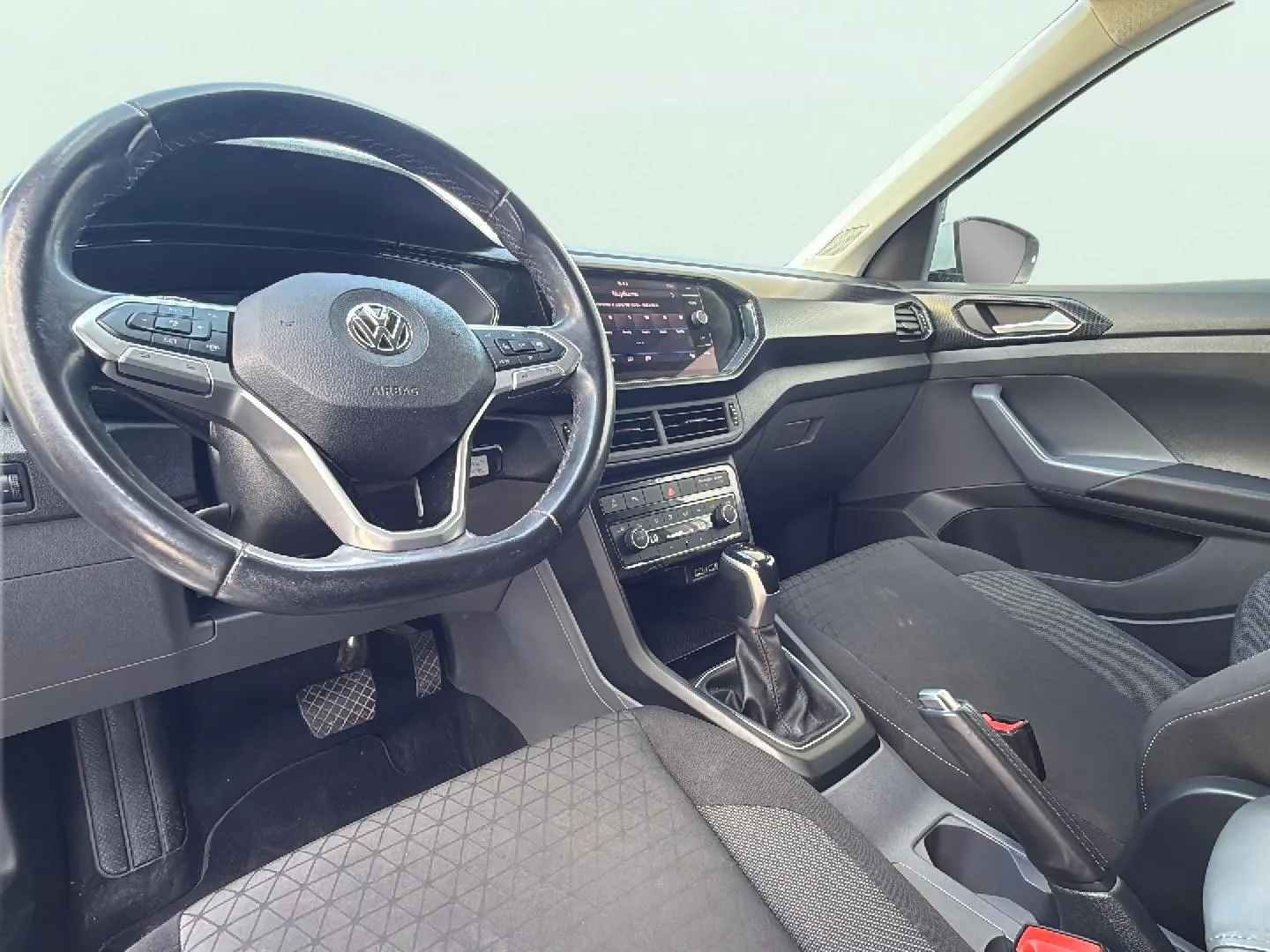 Volkswagen T-Cross Advance 1.0 TSI DSG - foto 18
