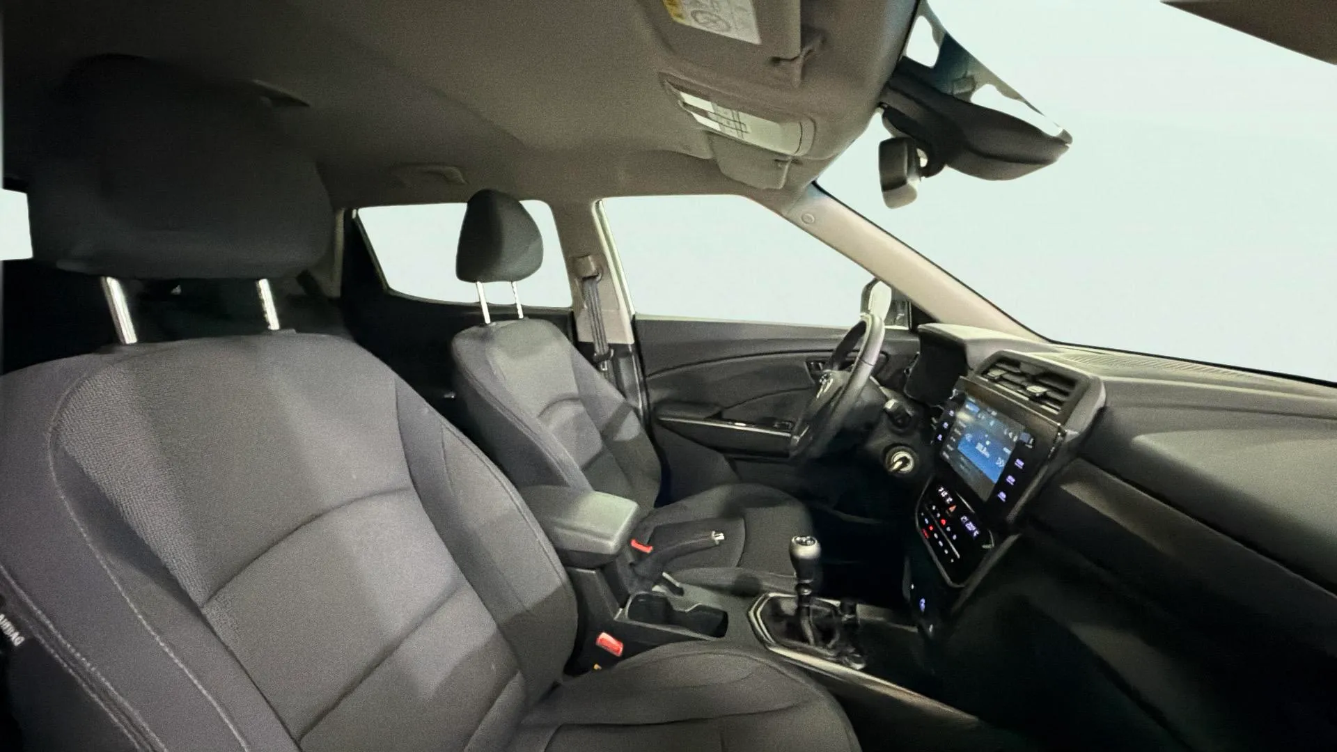 SsangYong Tivoli G15T Limited - foto 13