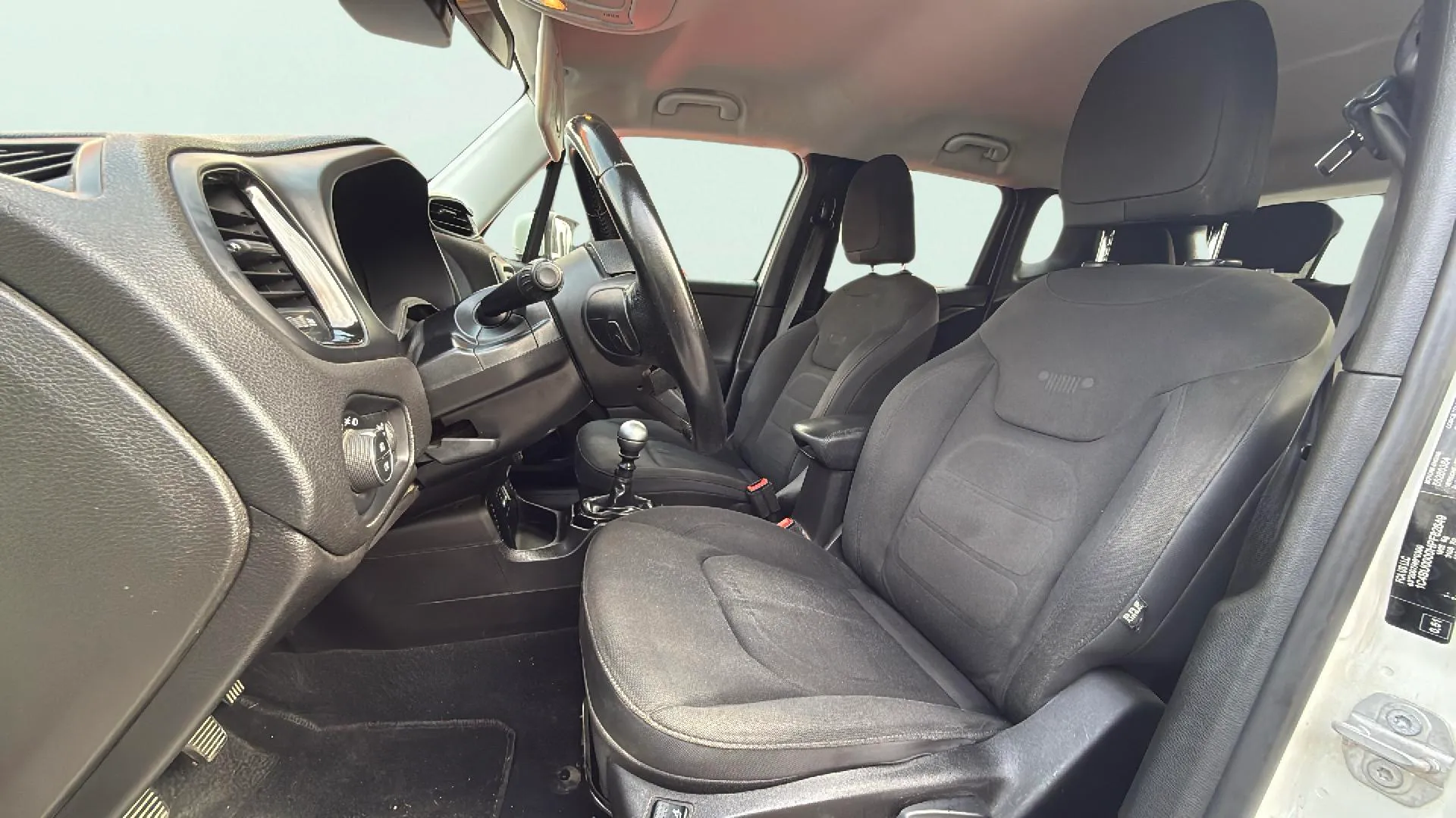 Jeep Renegade 1.6 Mjet Longitude 4x2 E6 - foto 19