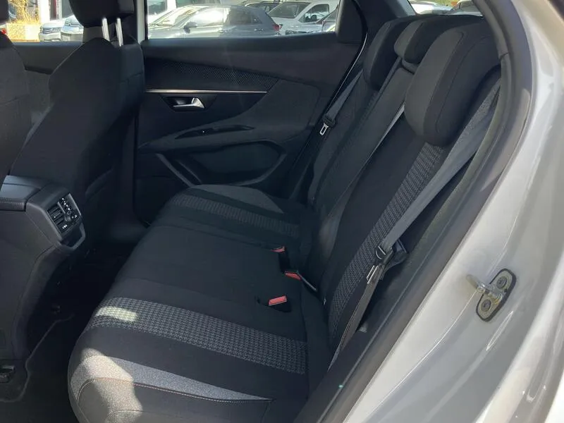Peugeot 3008 1.5 BlueHDi Active Pack - foto 17