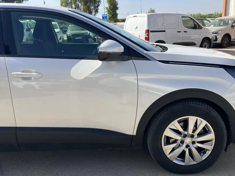 Peugeot 3008 1.5 BlueHDi Active Pack - foto 25