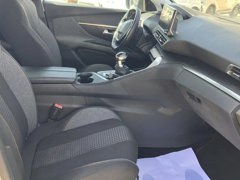 Peugeot 3008 1.5 BlueHDi Active Pack - foto 29