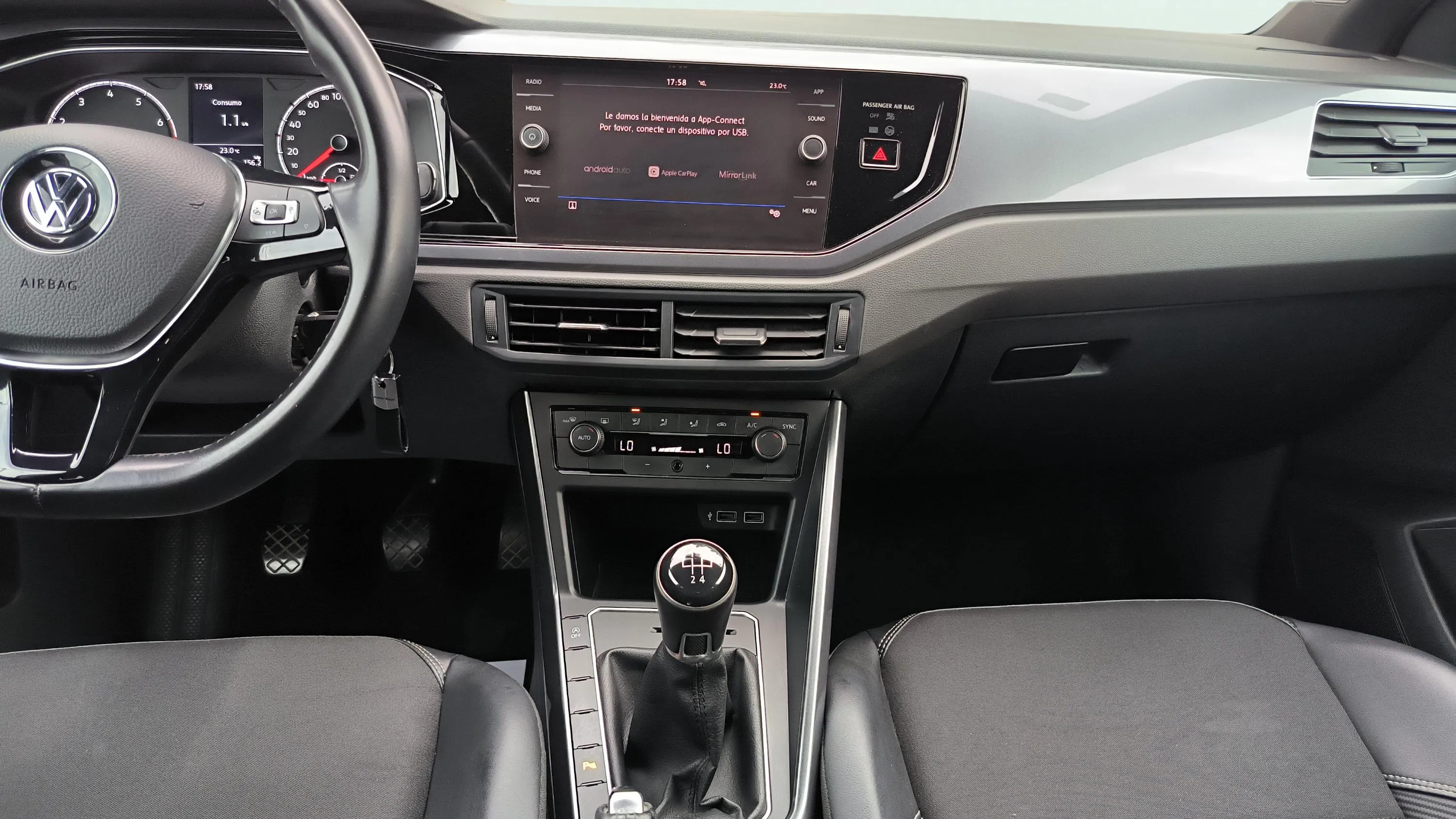 Volkswagen Polo 1.0 mpi advance - foto 22