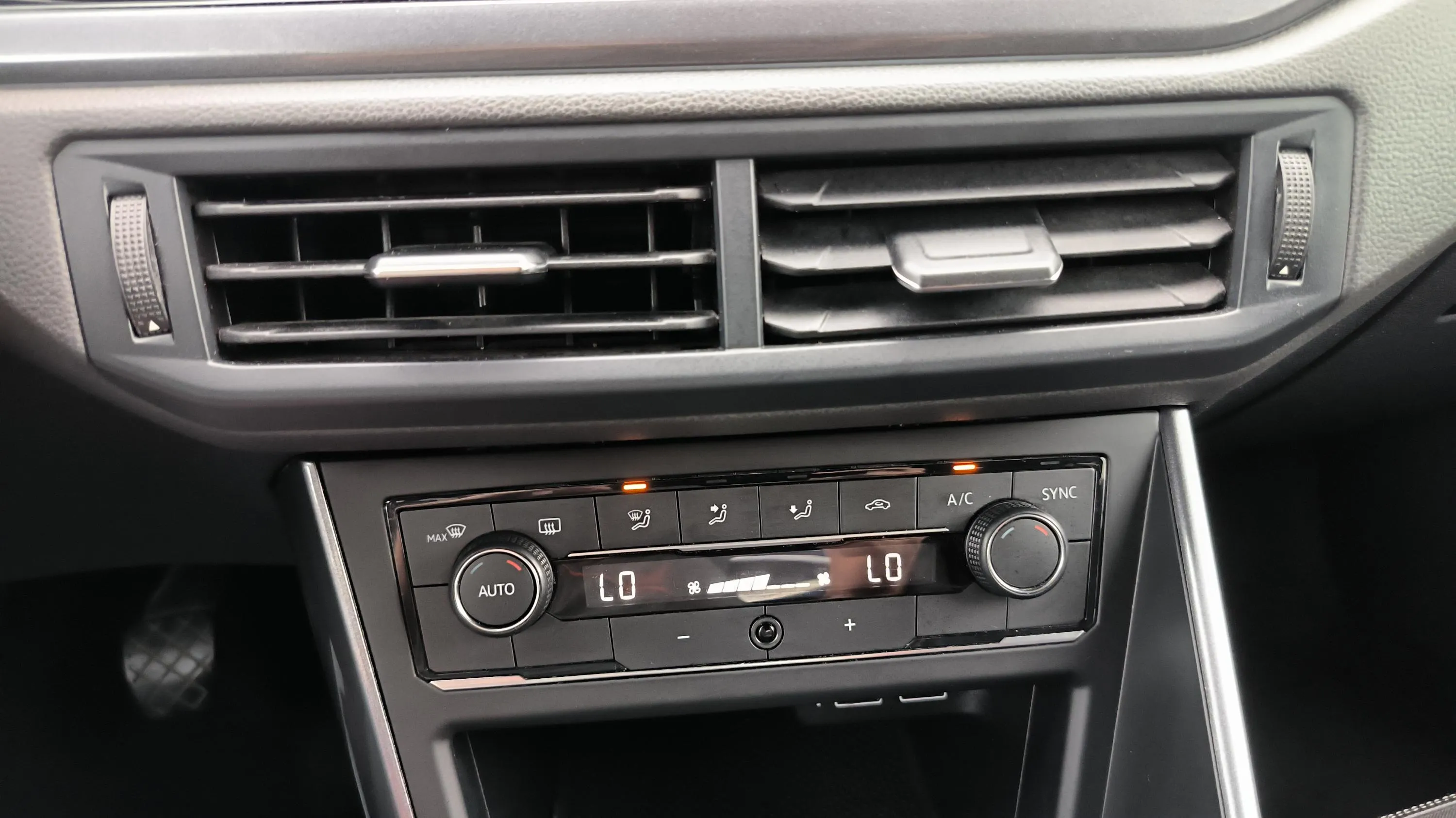 Volkswagen Polo 1.0 mpi advance - foto 23