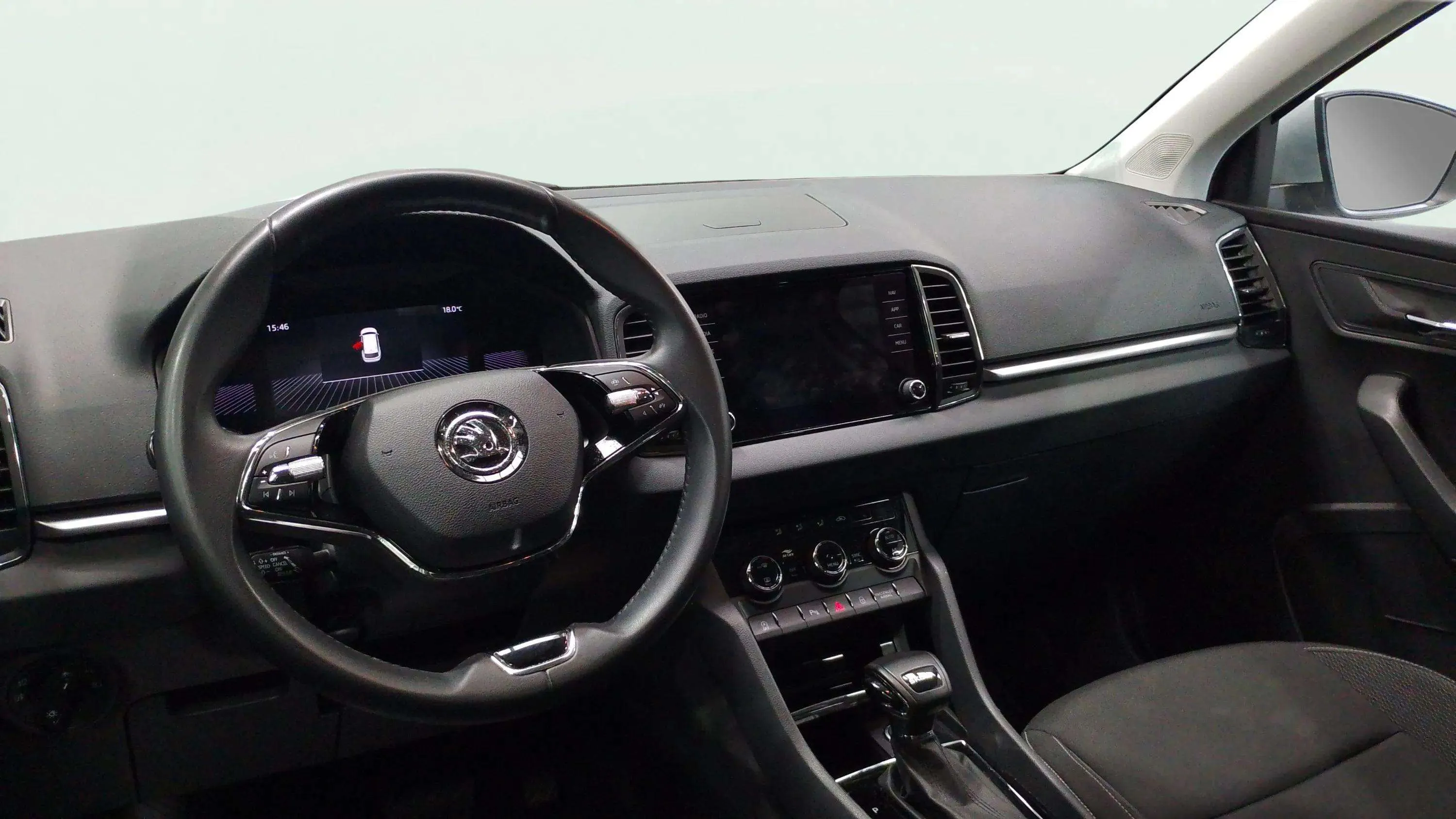 Škoda Karoq 1.5 TSI DSG ACT Selection - foto 17