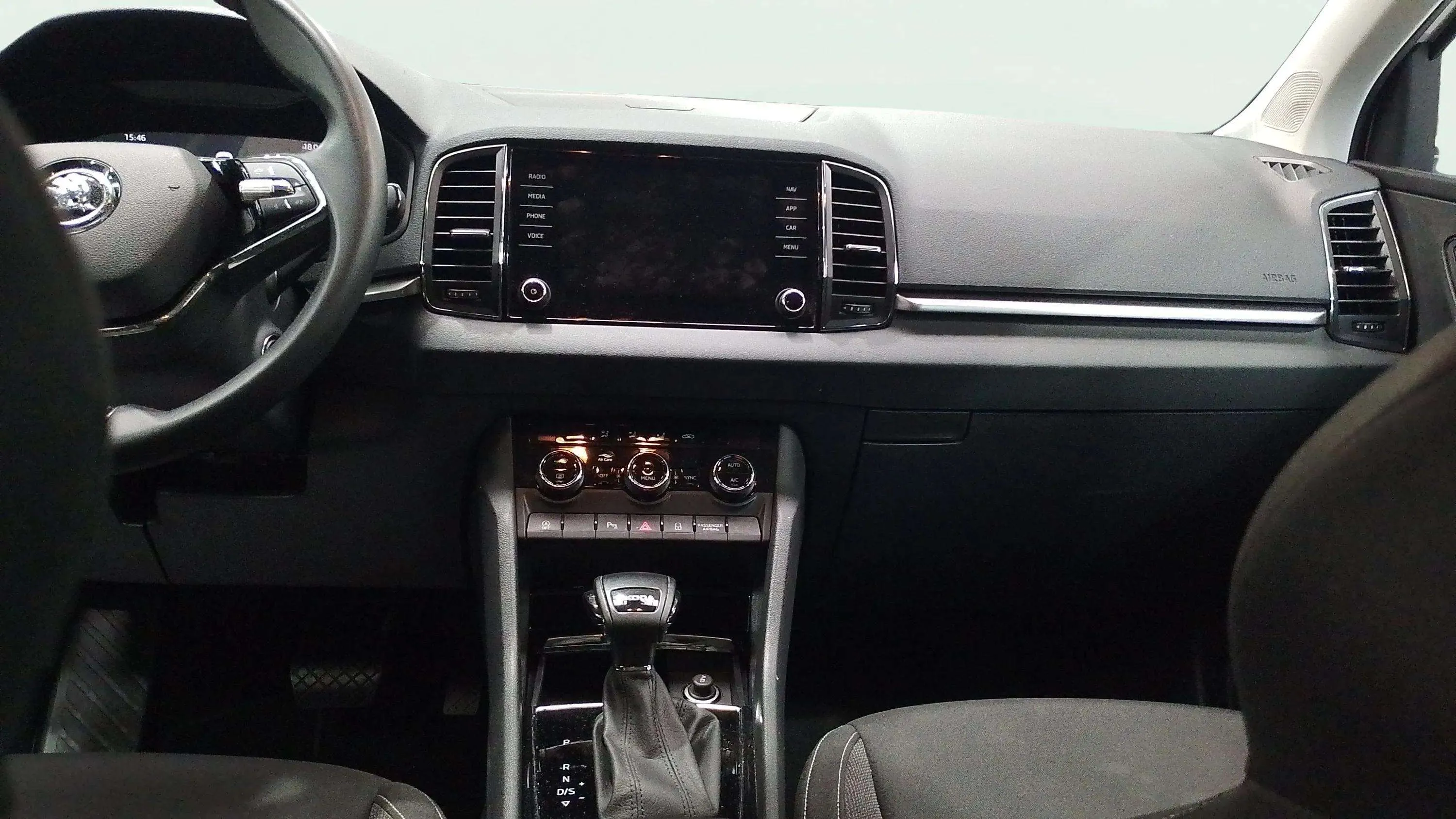 Škoda Karoq 1.5 TSI DSG ACT Selection - foto 18