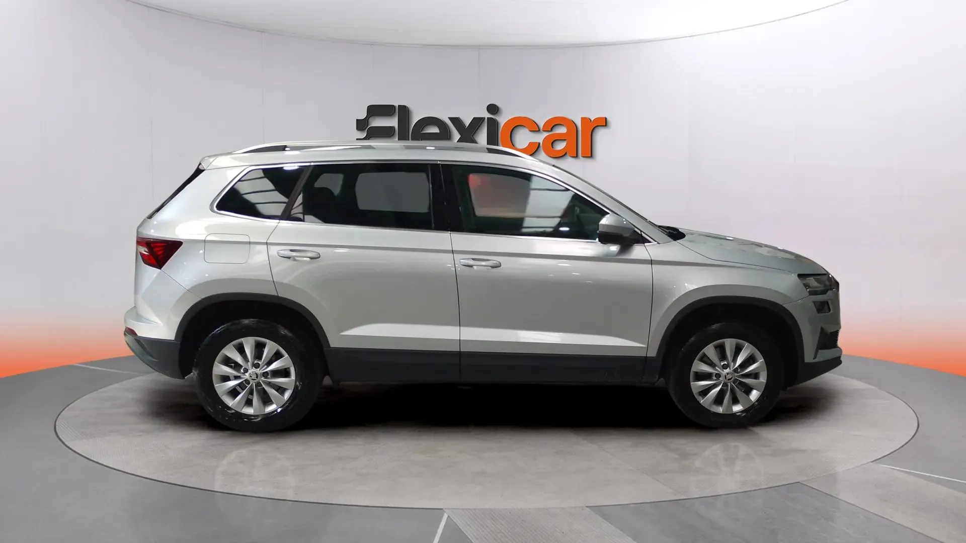 Škoda Karoq 1.5 TSI DSG ACT Selection - foto 3