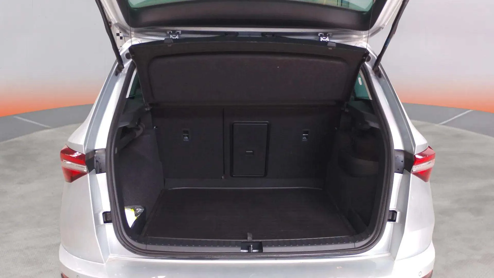 Škoda Karoq 1.5 TSI DSG ACT Selection - foto 16