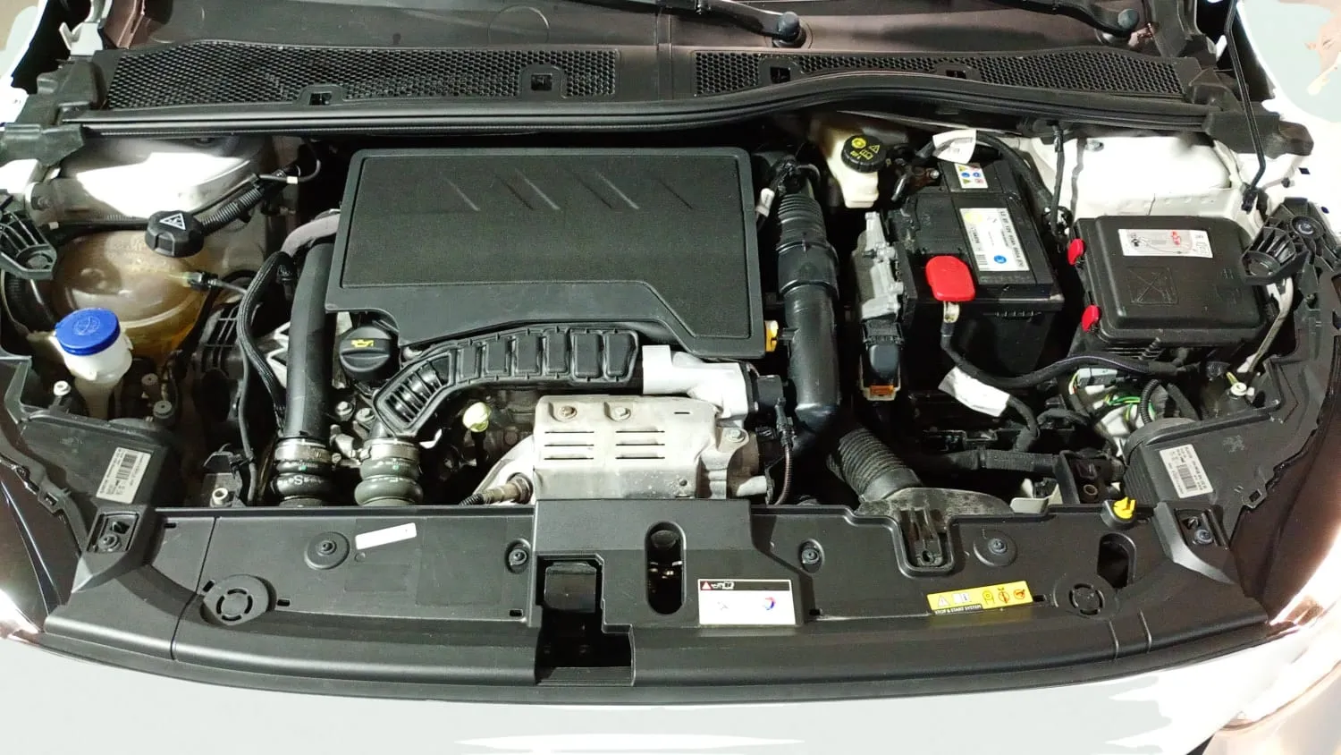 Peugeot 208 PureTech Active - foto 23