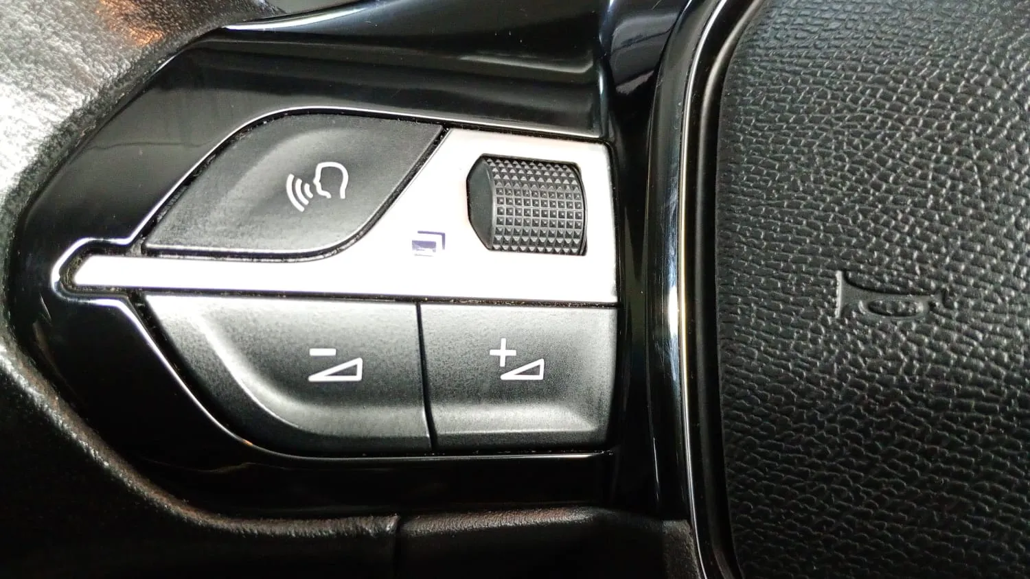 Peugeot 208 PureTech Active - foto 17