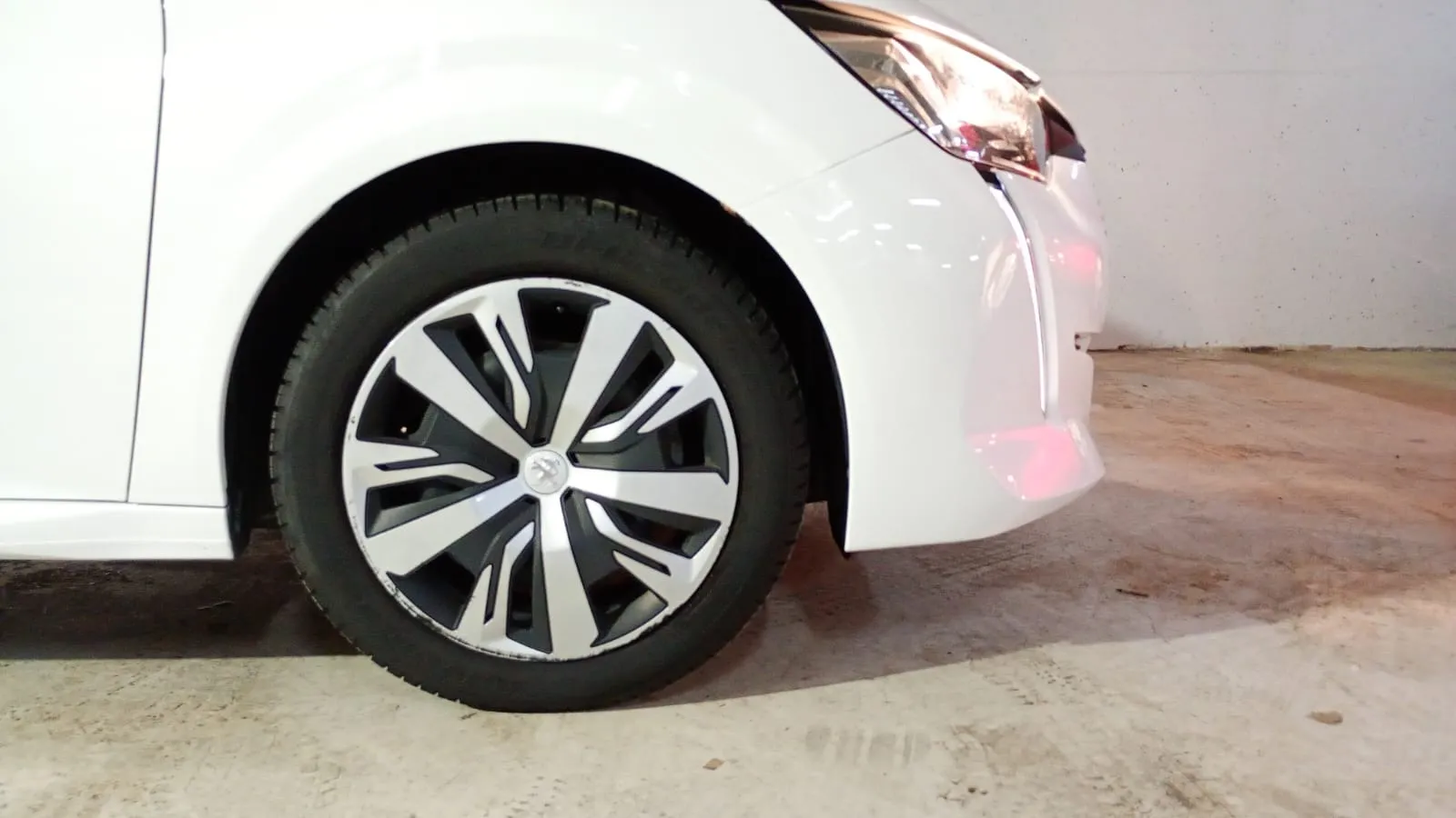 Peugeot 208 PureTech Active - foto 24
