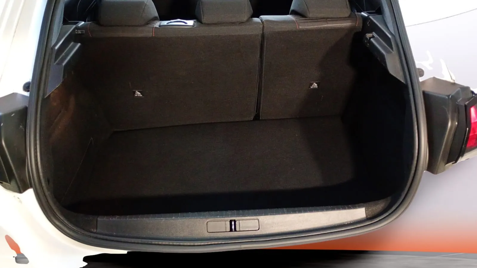 Peugeot 208 PureTech Active - foto 22