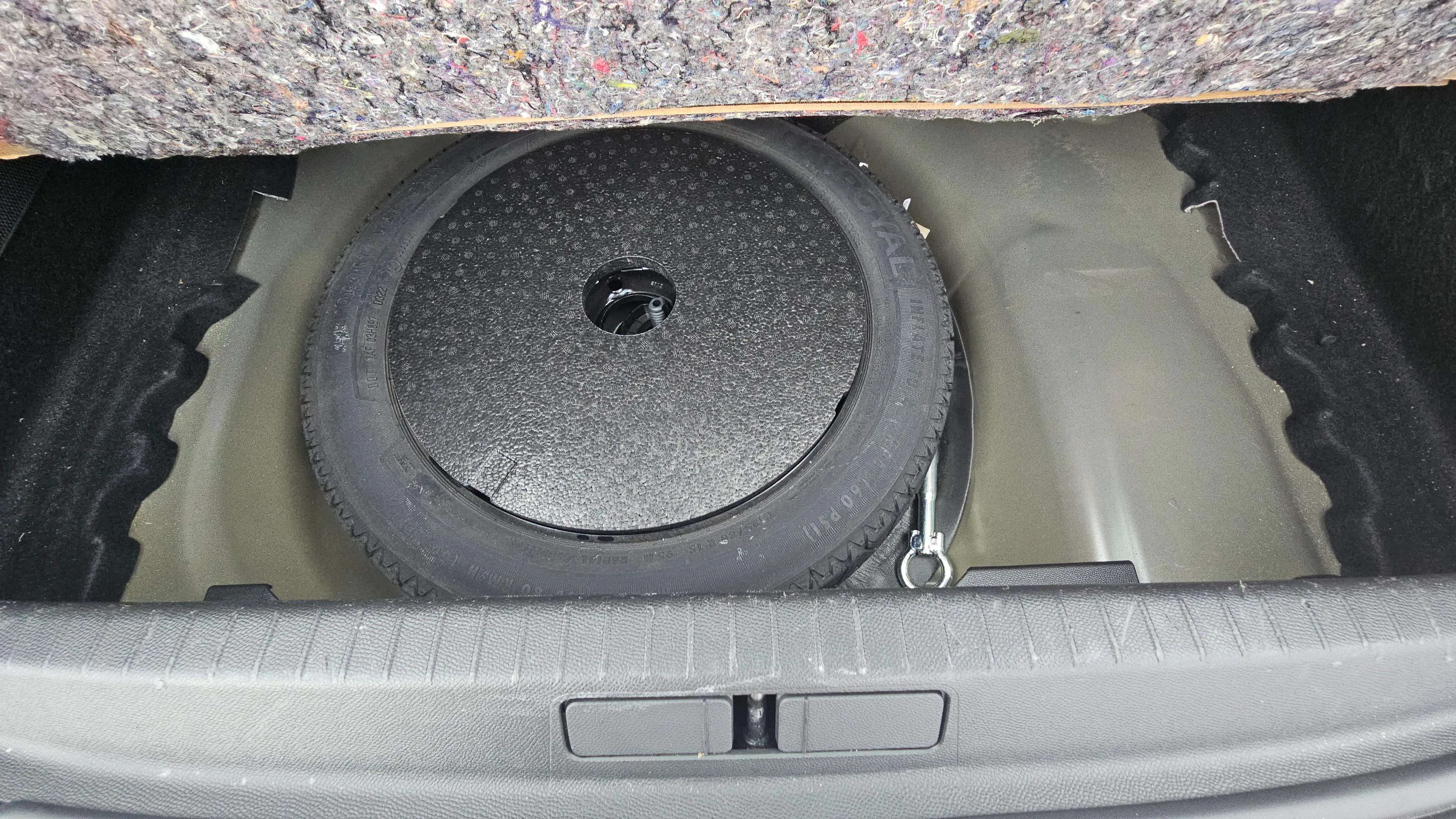 Peugeot 208 BlueHDi Active Pack - foto 18