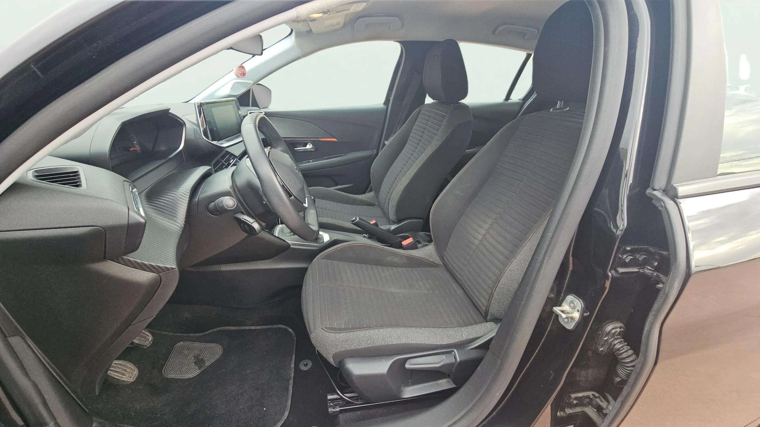 Peugeot 208 BlueHDi Active Pack - foto 21