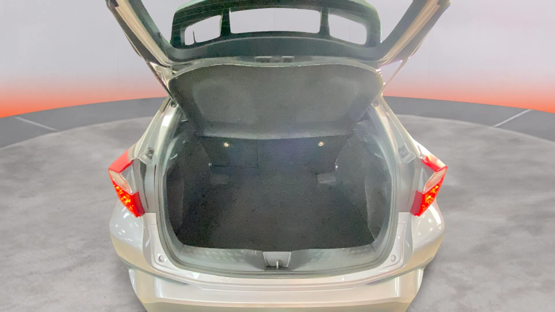 Toyota C-HR 1.8 125H Active - foto 6