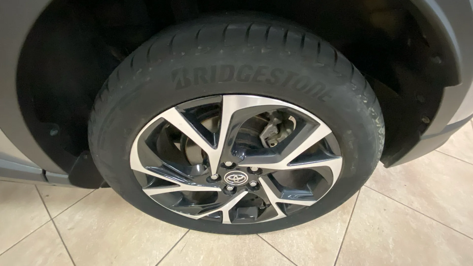 Toyota C-HR 1.8 125H Active - foto 16