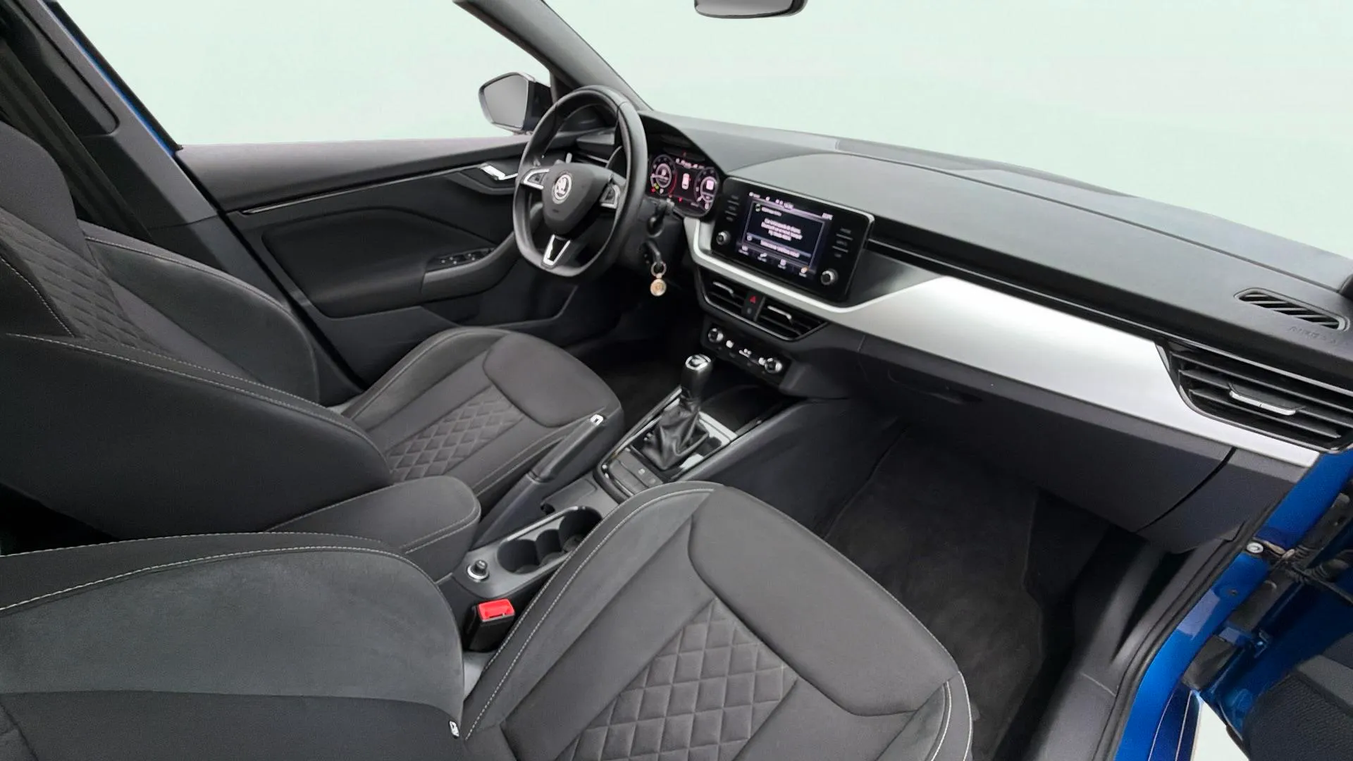 Škoda Scala 1.5 TSI DSG Ambition - foto 12
