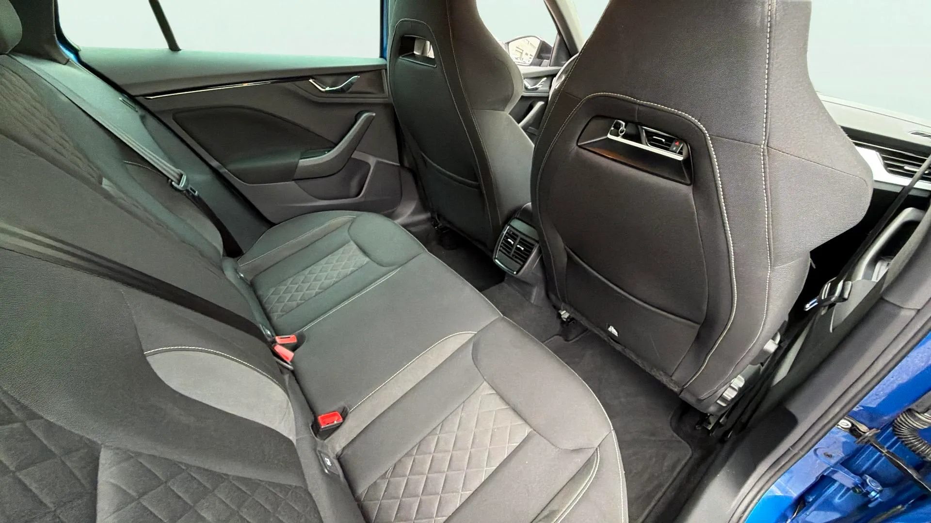 Škoda Scala 1.5 TSI DSG Ambition - foto 13