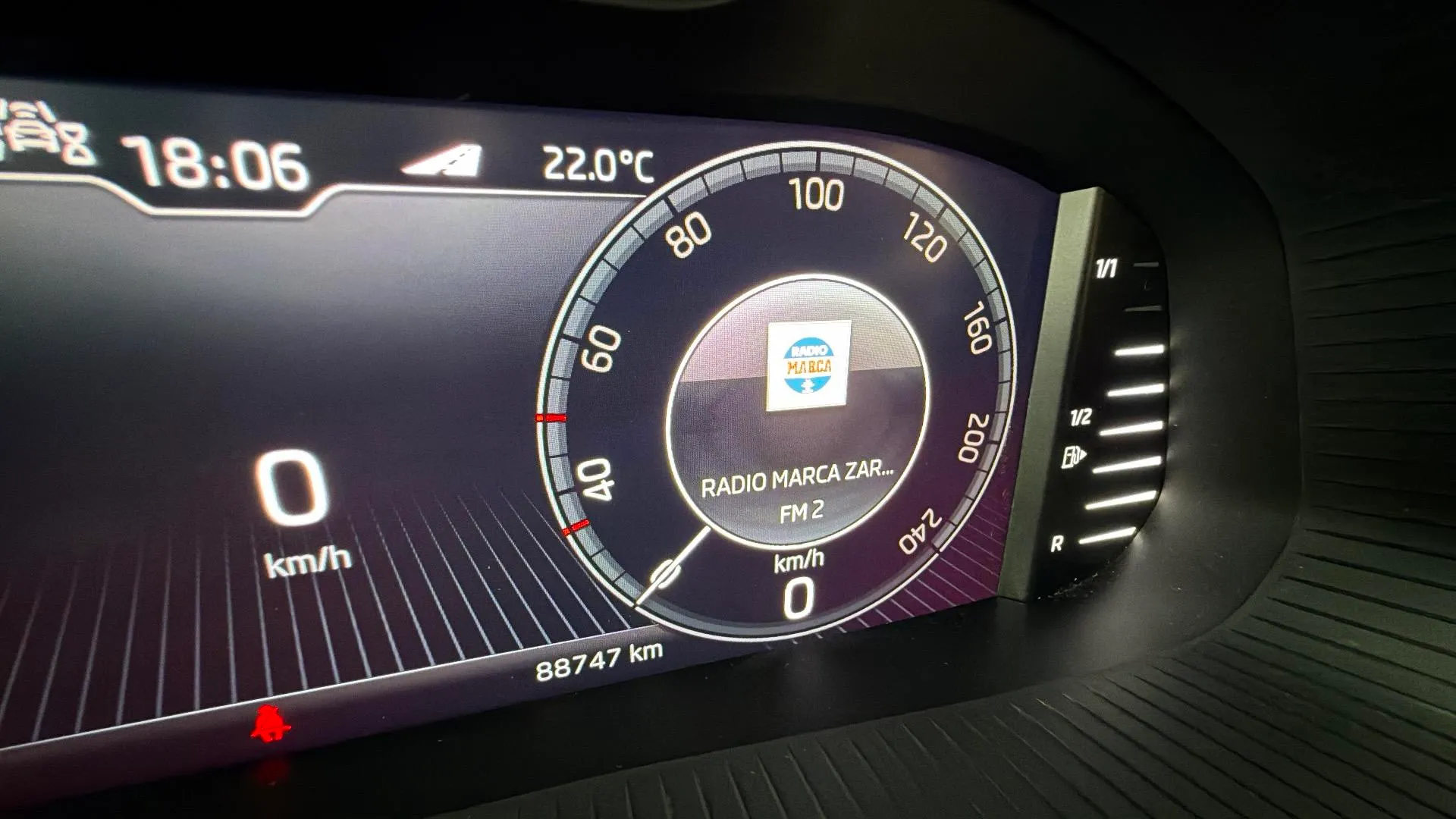 Škoda Scala 1.5 TSI DSG Ambition - foto 11