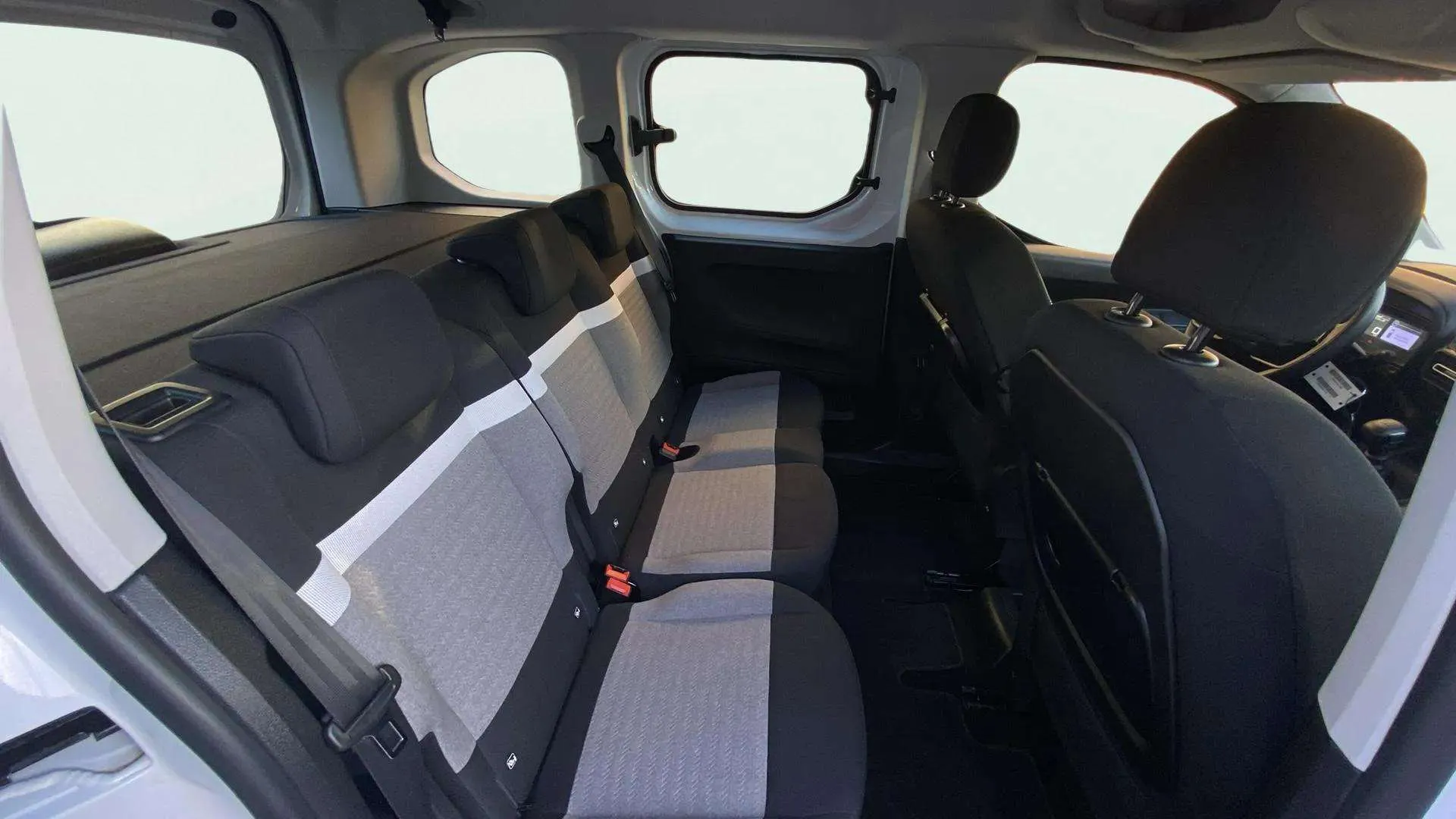 Citroën Berlingo Talla XL BlueHDi 100 Plus - foto 16