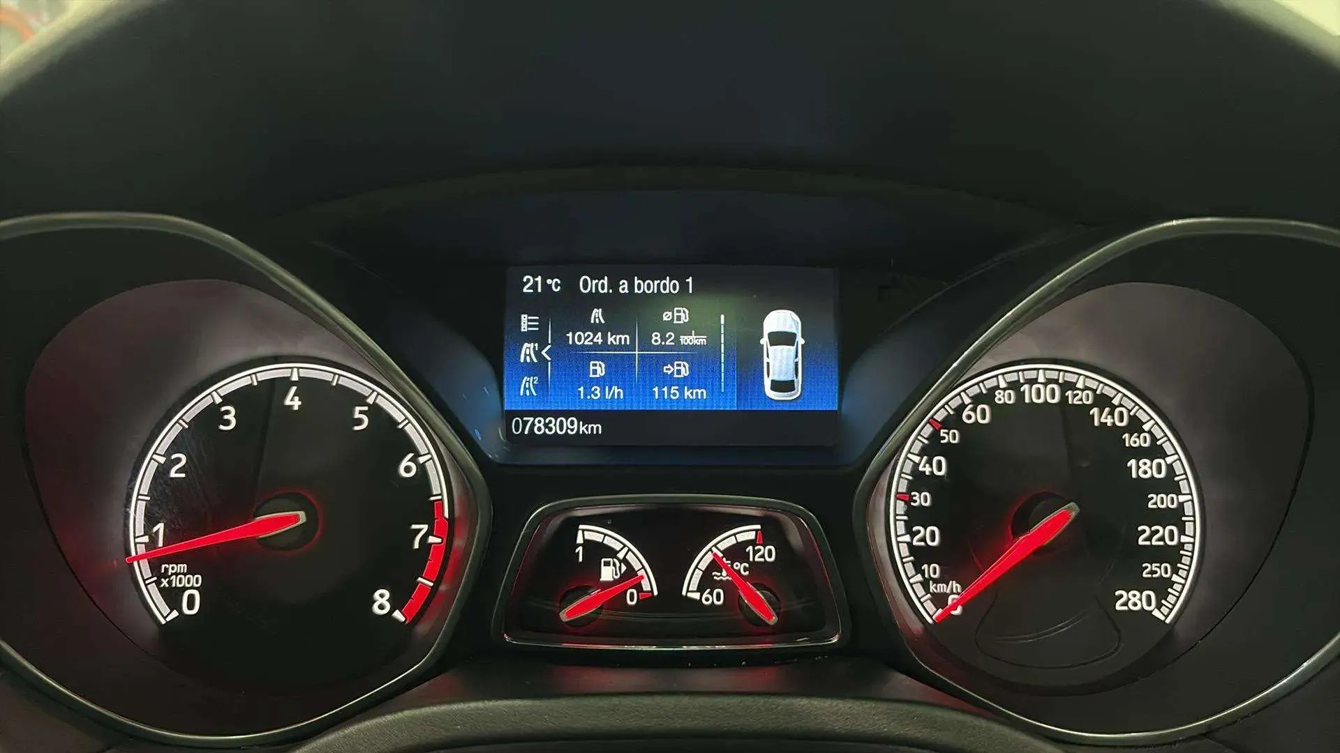 Ford Focus 2.0 EcoBoost A-S-S 250 ST - foto 15