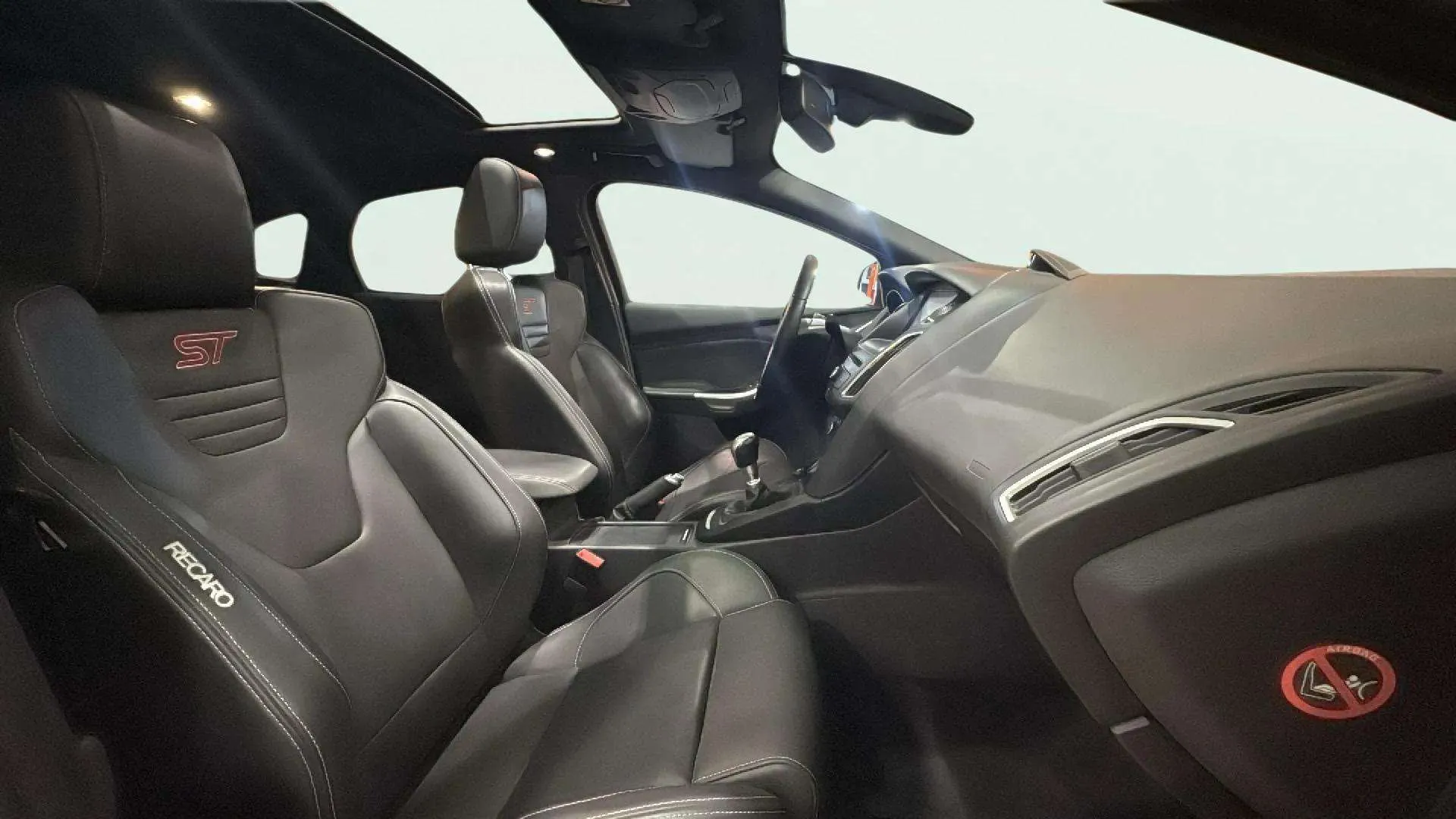 Ford Focus 2.0 EcoBoost A-S-S 250 ST - foto 19