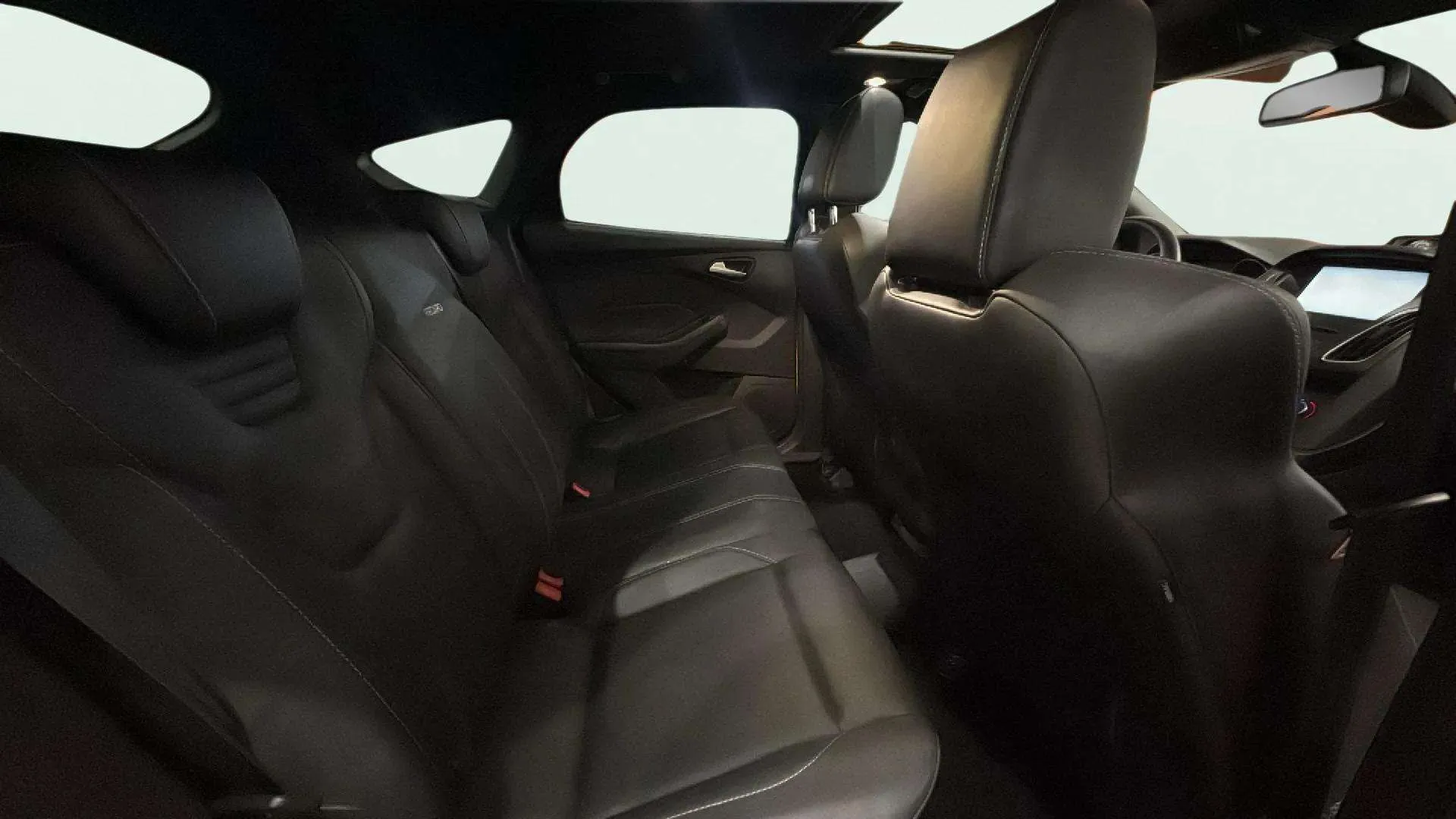 Ford Focus 2.0 EcoBoost A-S-S 250 ST - foto 20
