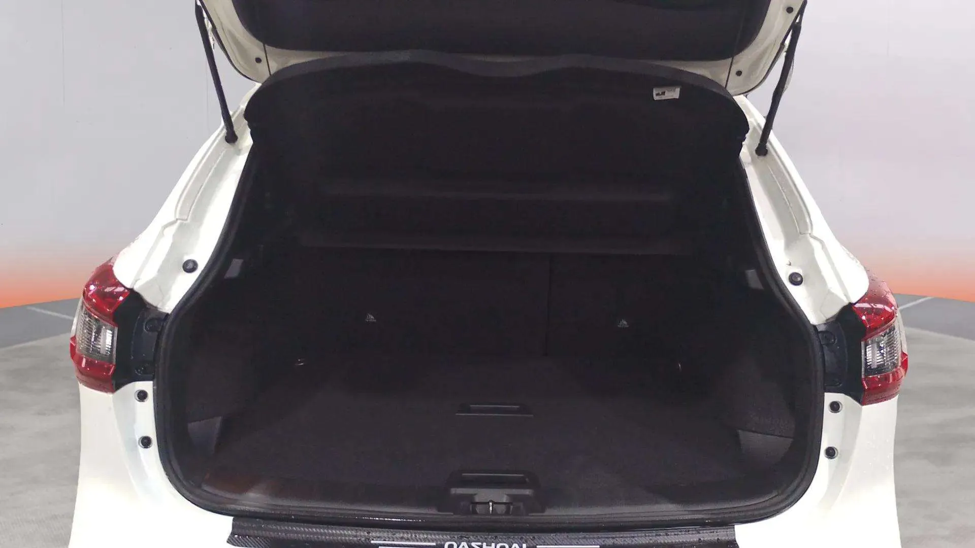 Nissan Qashqai DIG-T E6D N-Connecta - foto 16