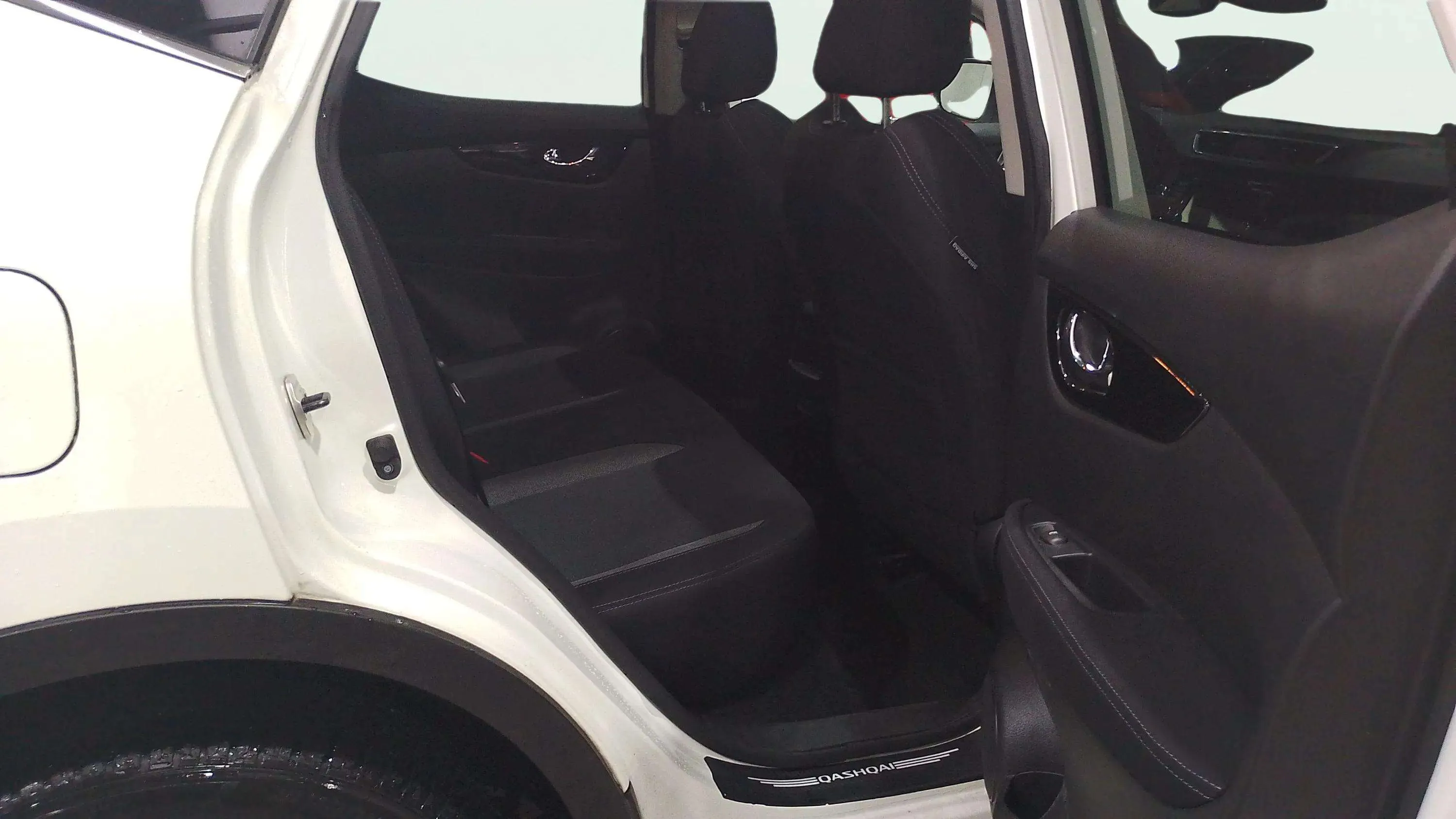 Nissan Qashqai DIG-T E6D N-Connecta - foto 15