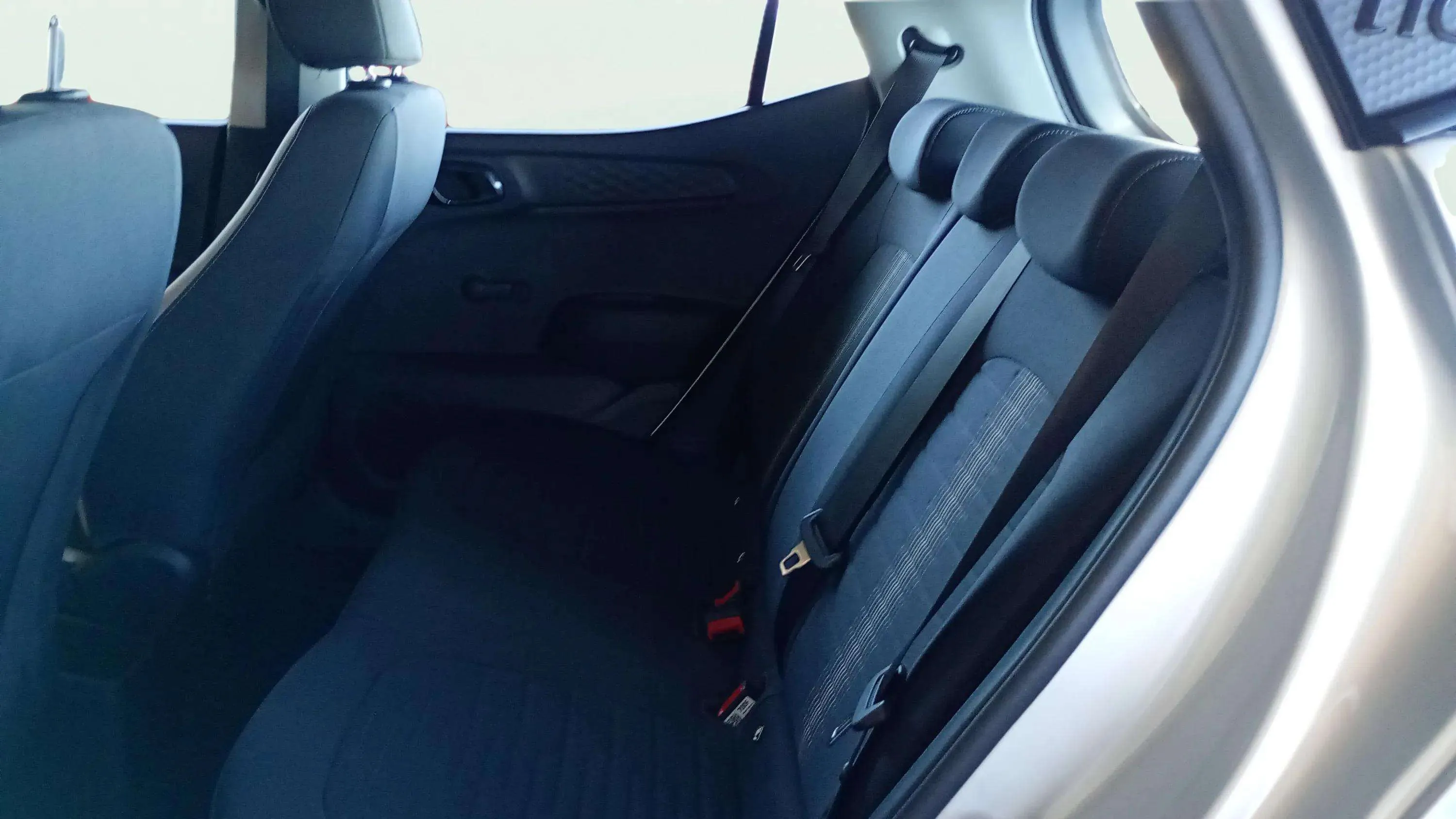 Hyundai i10 1.2 Tecno 2C - foto 12
