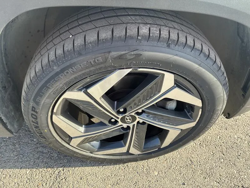 Hyundai Tucson 1.6 T-GDi PHEV Tecno Sky 4x4 - foto 23