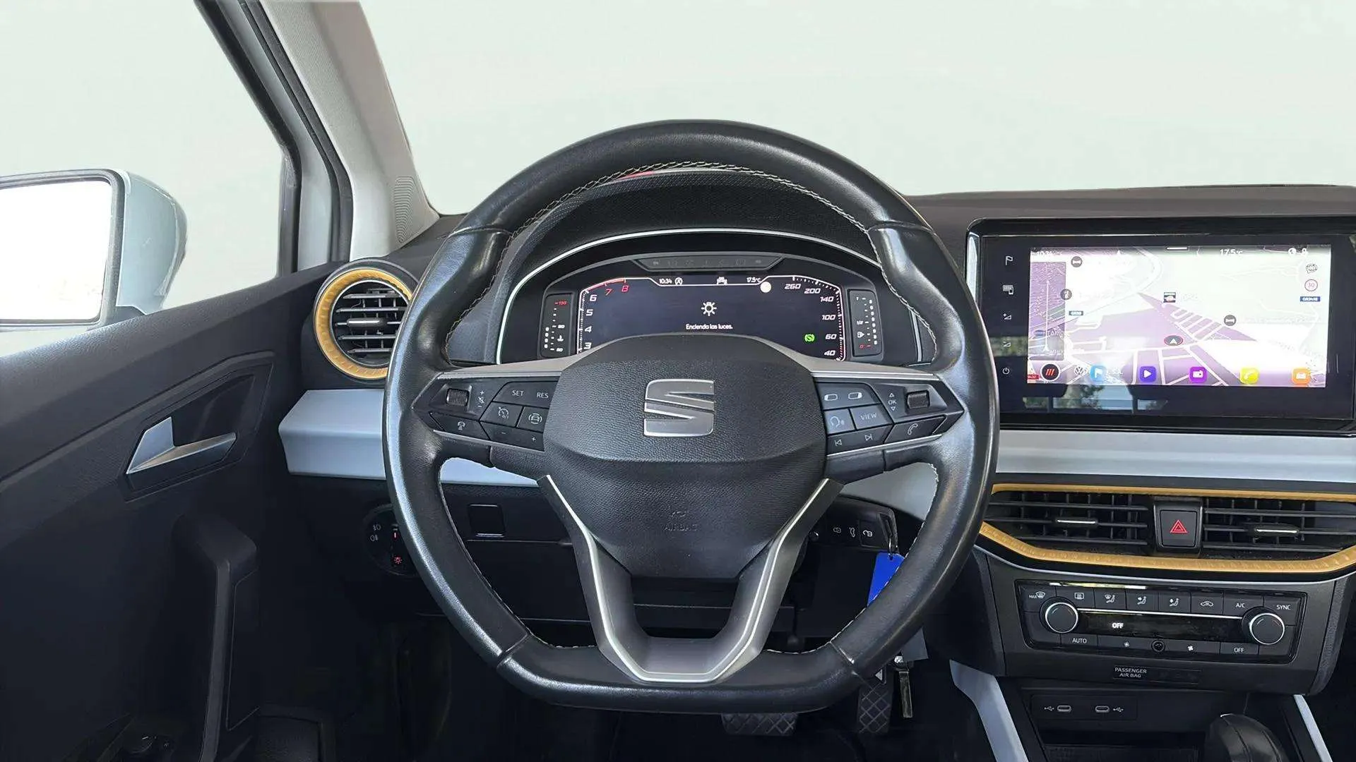 SEAT Arona 1.0 TSI DSG FR Limited Ed - foto 9