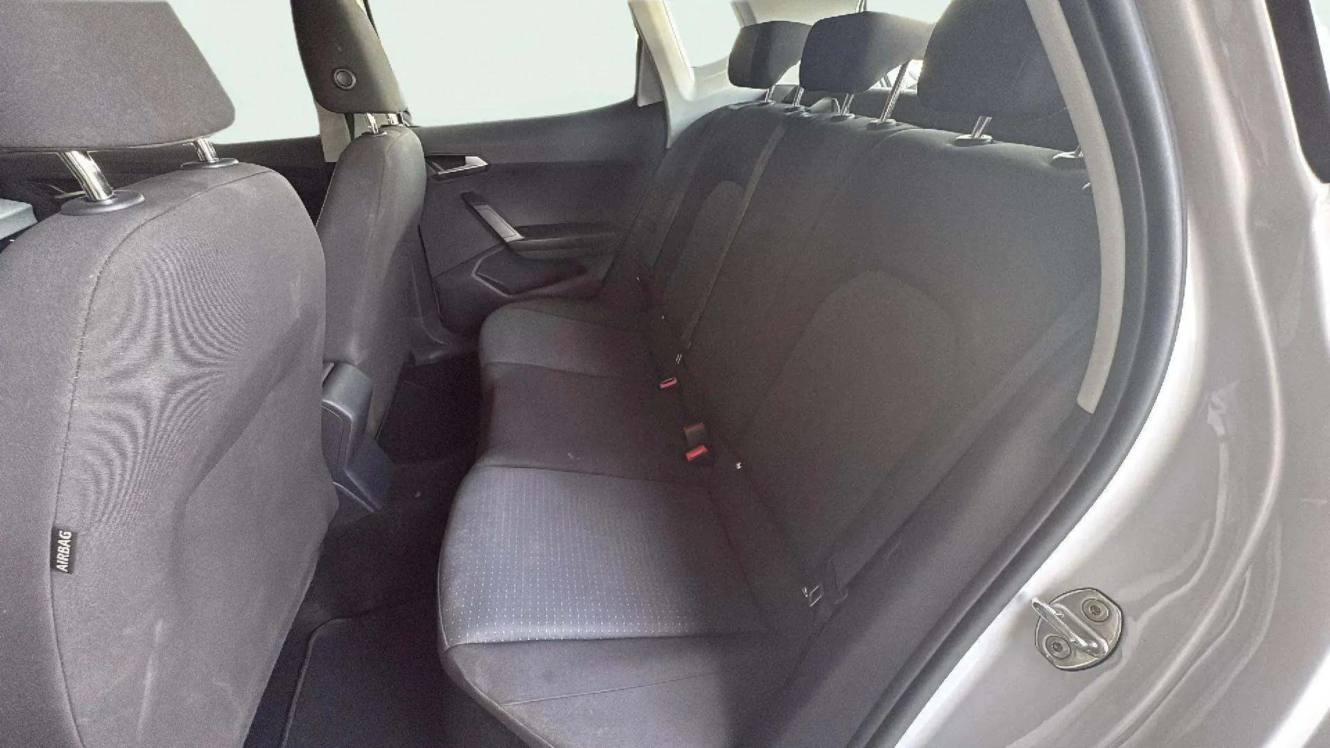 SEAT Arona 1.0 TSI DSG FR Limited Ed - foto 12