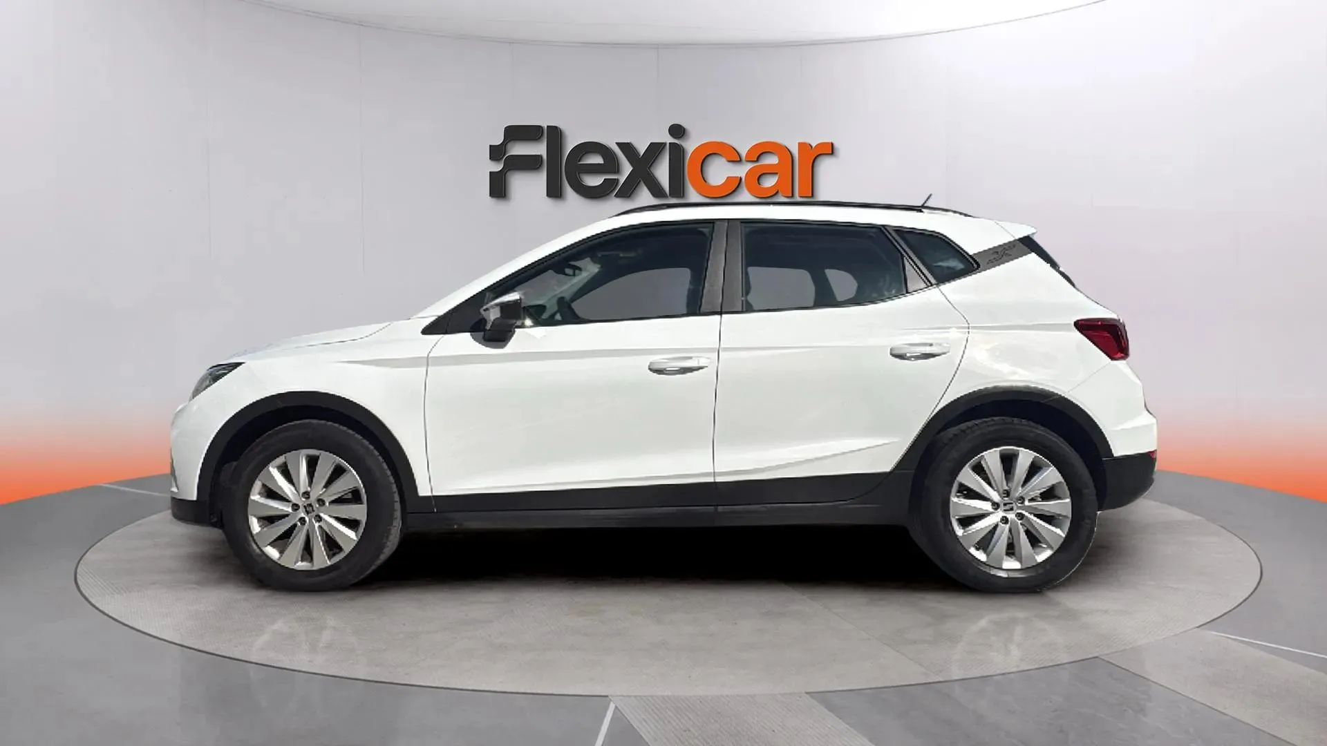 SEAT Arona 1.0 TSI DSG FR Limited Ed - foto 5