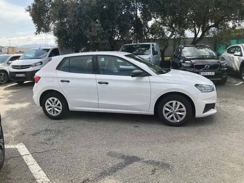 Škoda Fabia Essence 1.0 TSI - foto 7