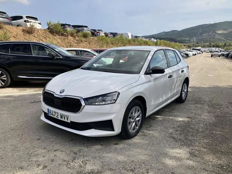 Škoda Fabia Essence 1.0 TSI
