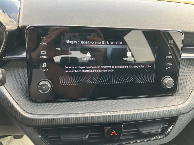 Škoda Fabia Essence 1.0 TSI - foto 18